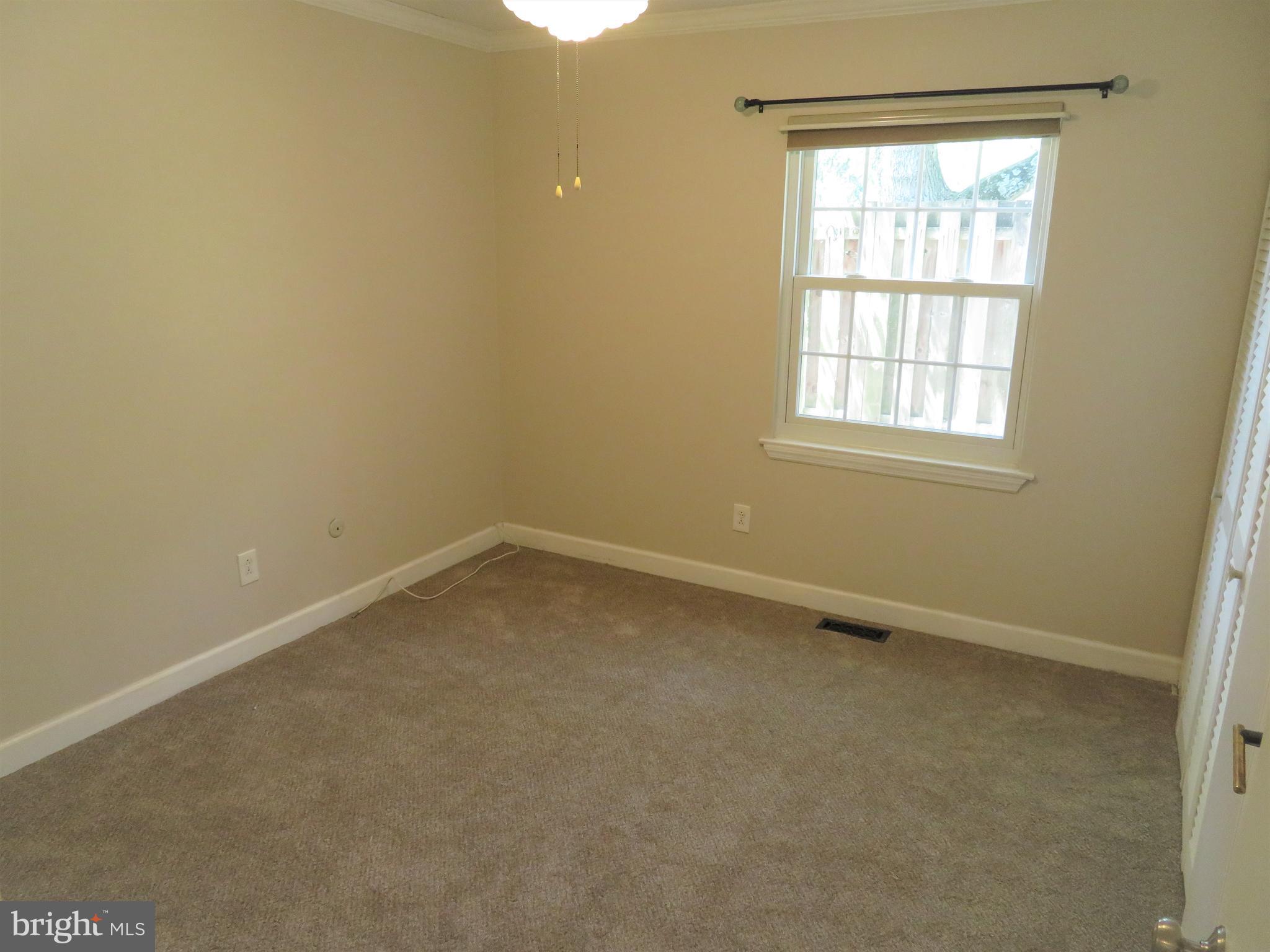 CHATHAM VIL OF TOW - Residential Lease