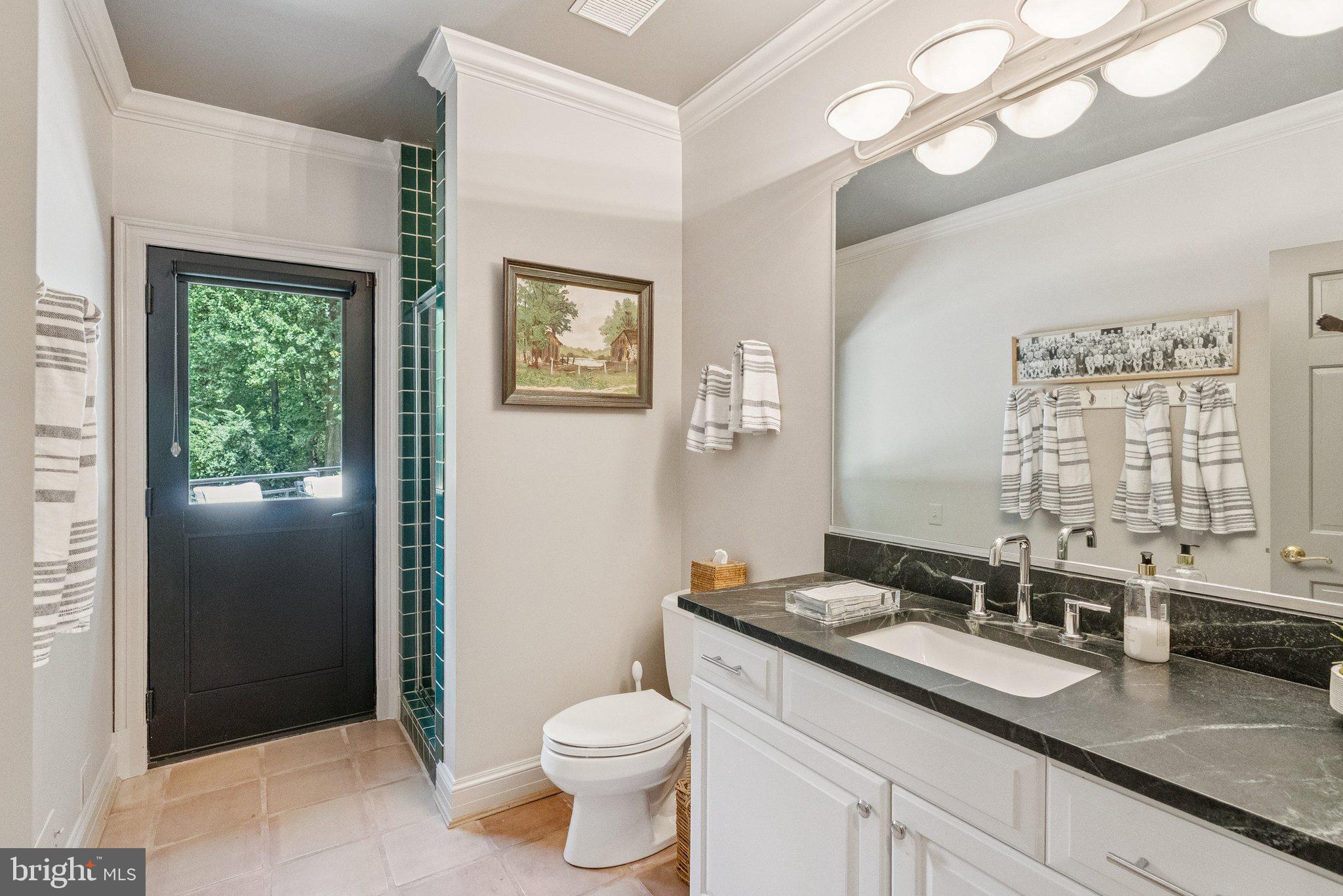 LUXMANOR - Residential