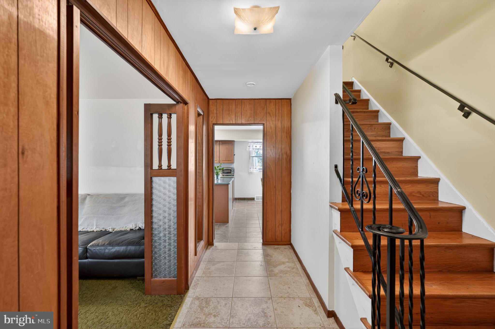 712 MEADOWLARK ROAD