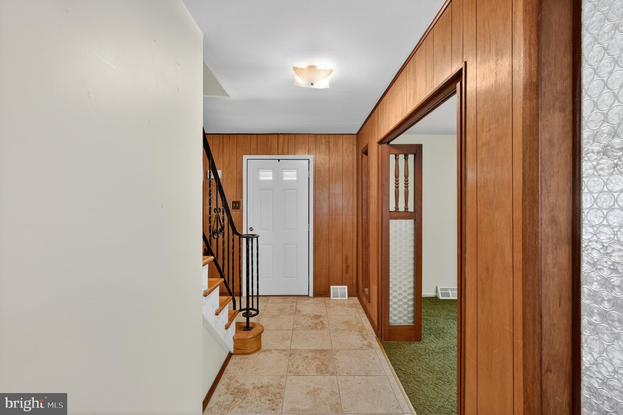 712 MEADOWLARK ROAD