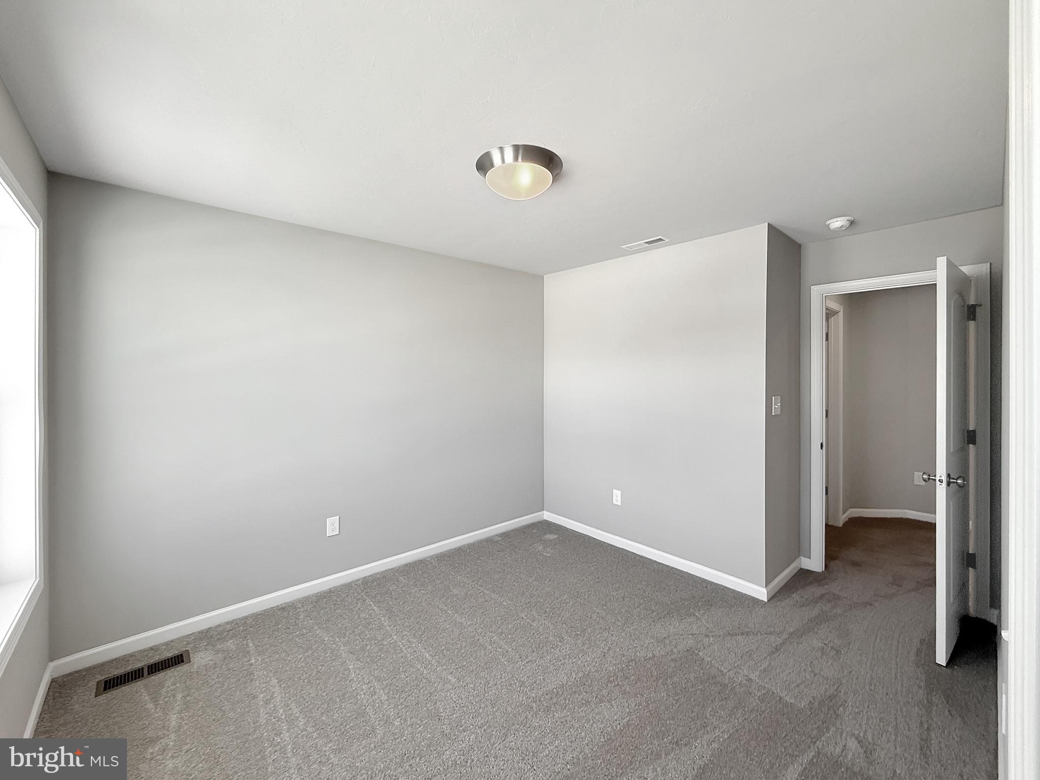 APPLEVIEW ESTATES - Residential