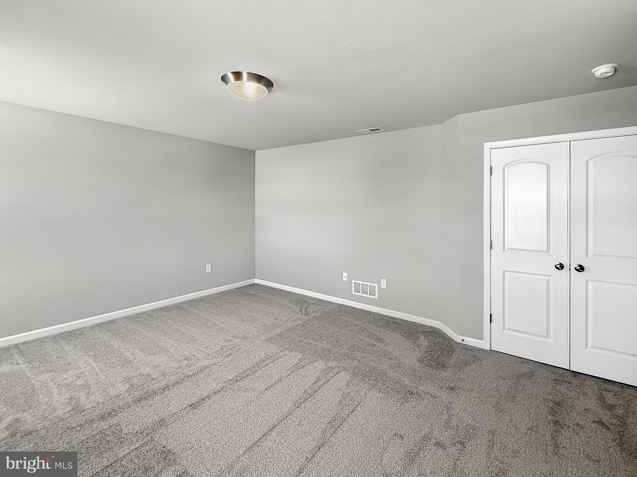 APPLEVIEW ESTATES - Residential