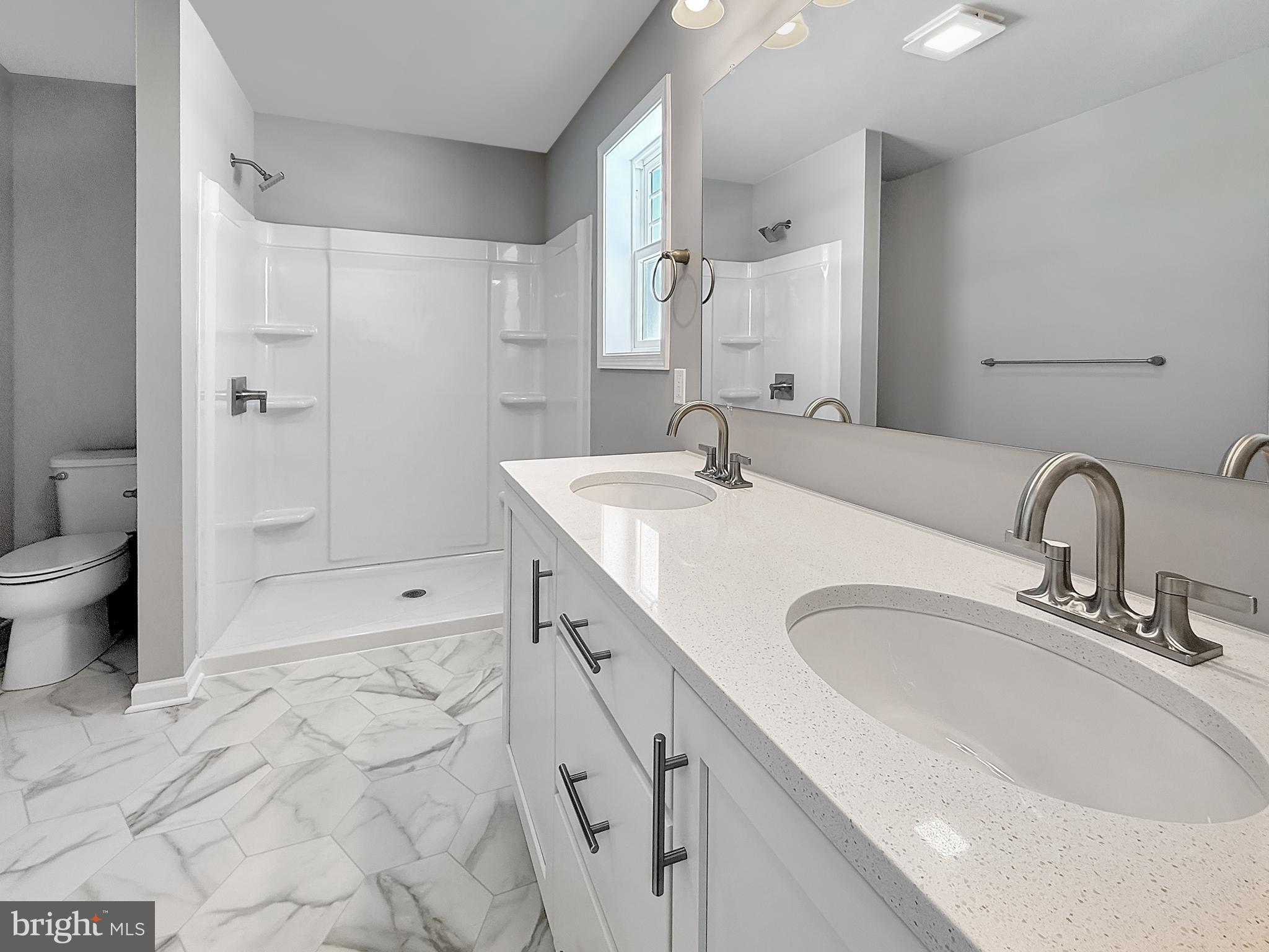 APPLEVIEW ESTATES - Residential