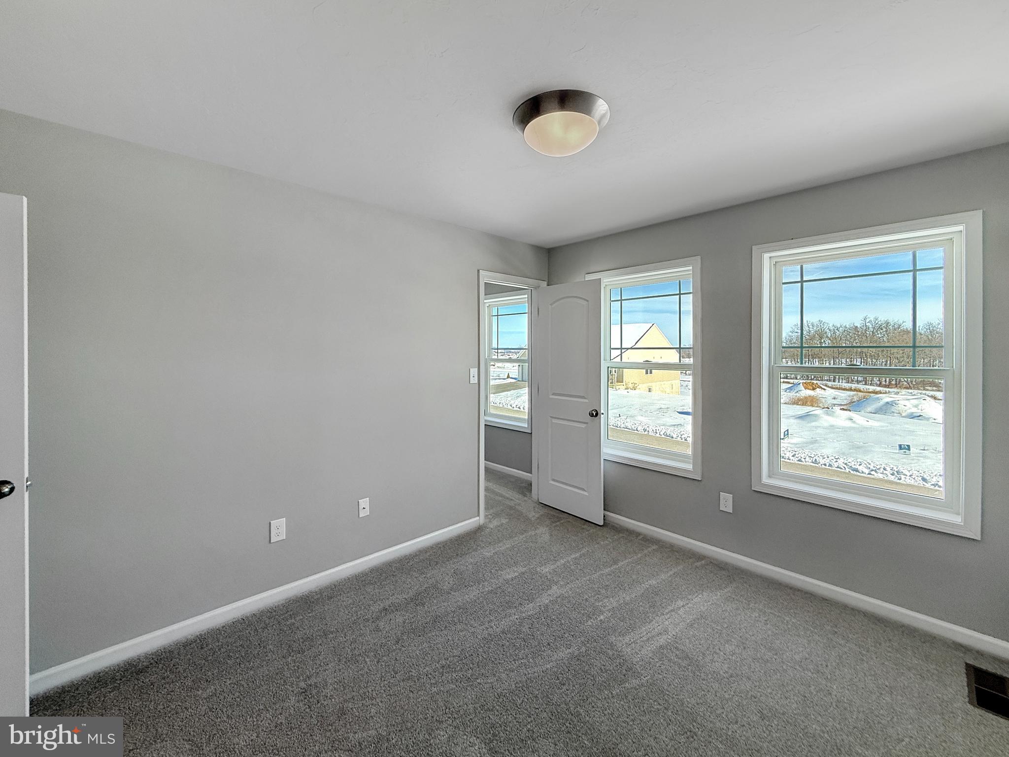 APPLEVIEW ESTATES - Residential