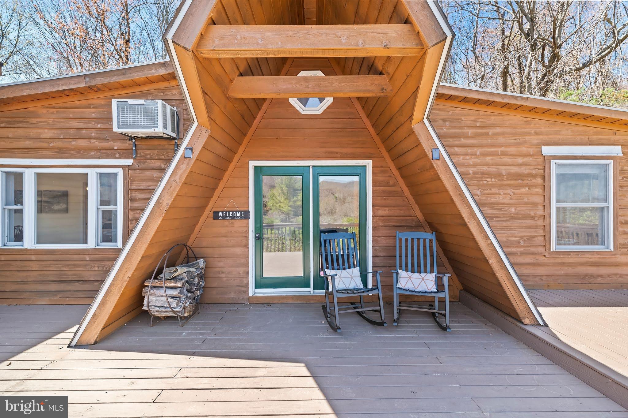 SKYLINE LAKES - Residential