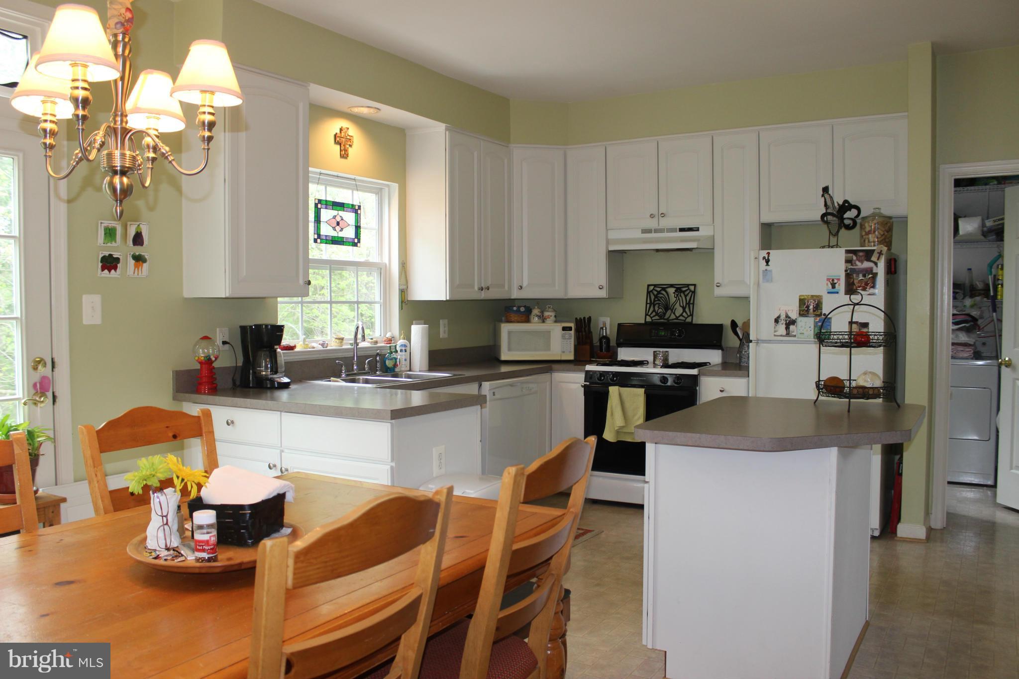 SOUTH RIDING - Residential