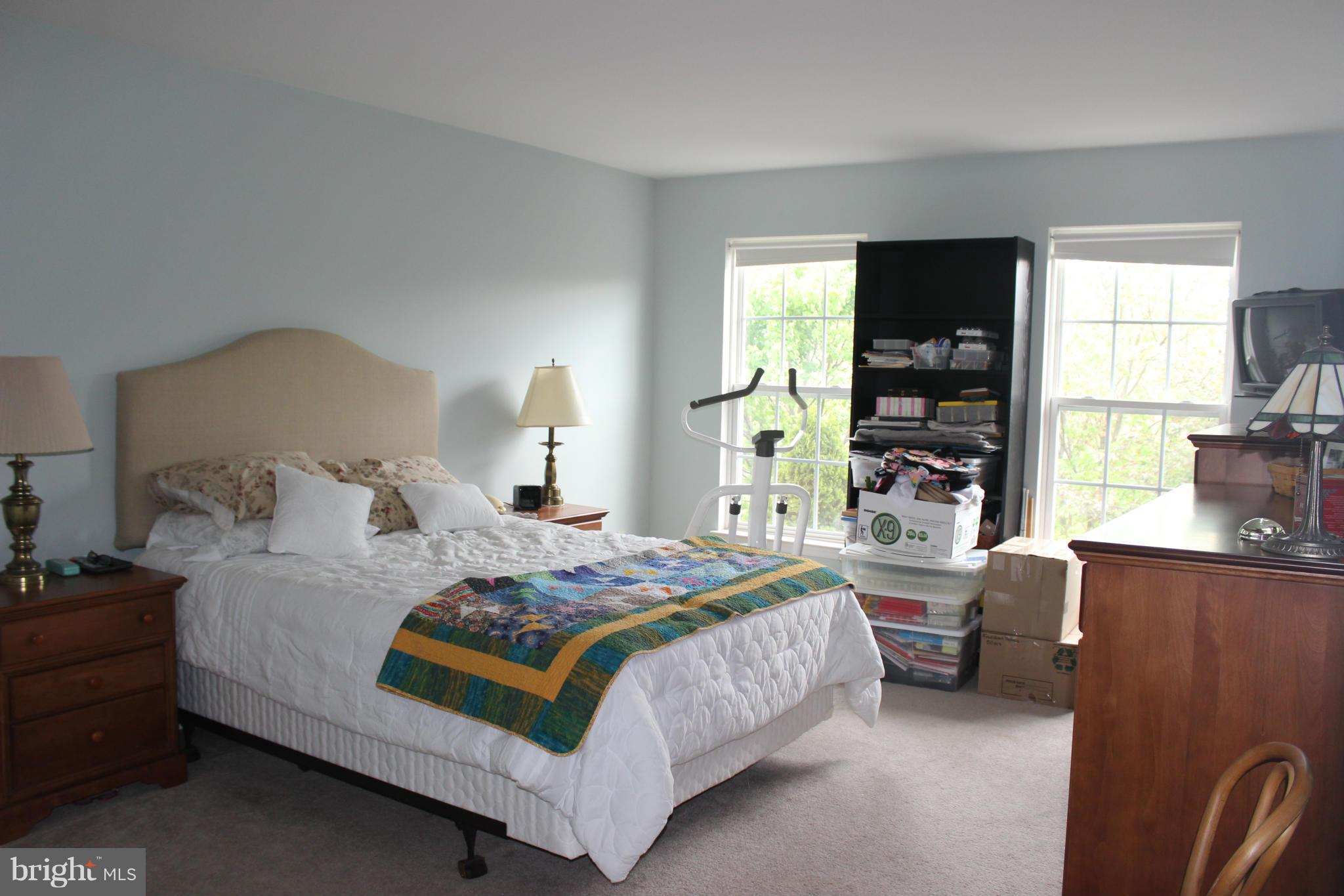 SOUTH RIDING - Residential