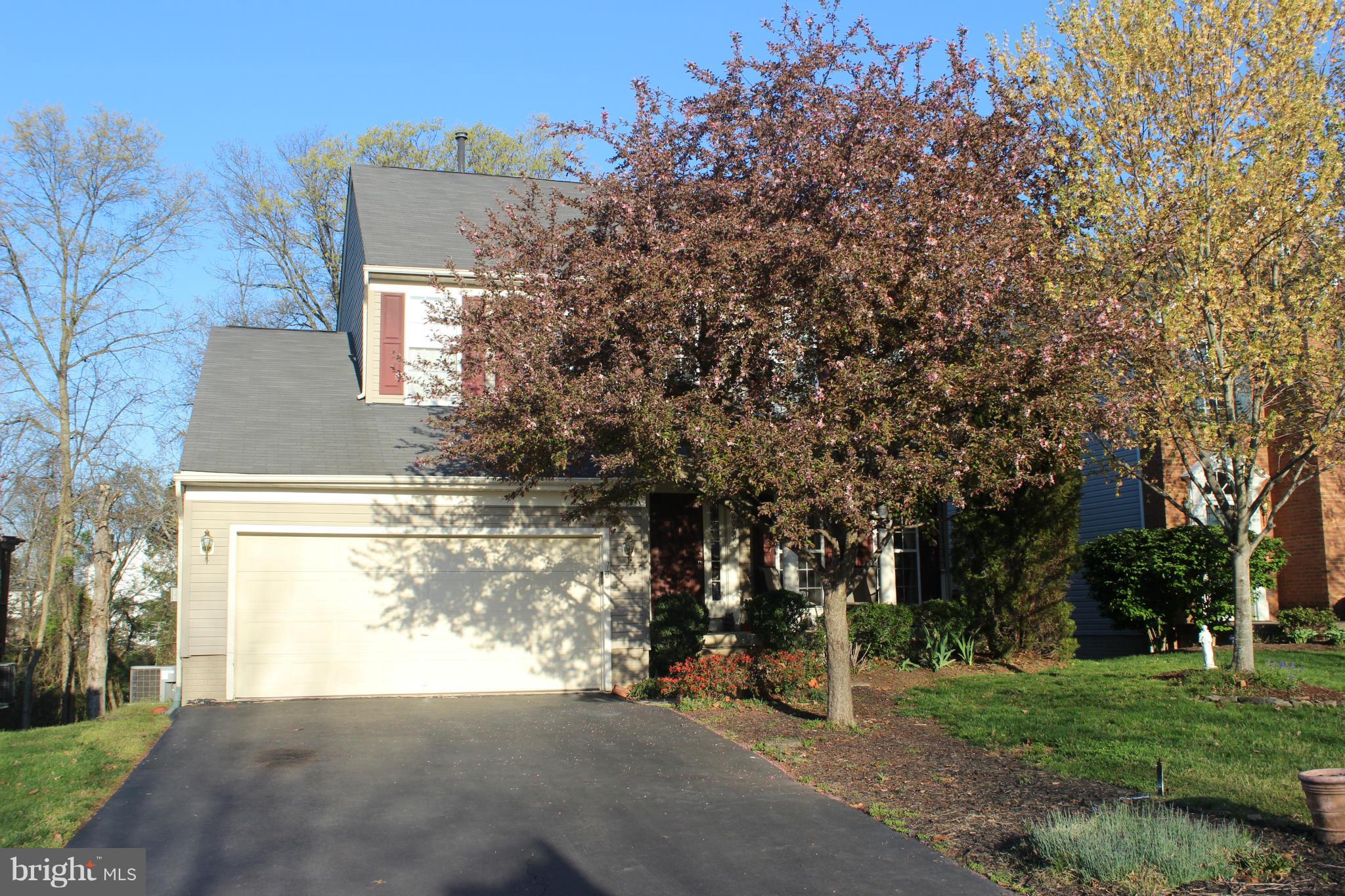 SOUTH RIDING - Residential