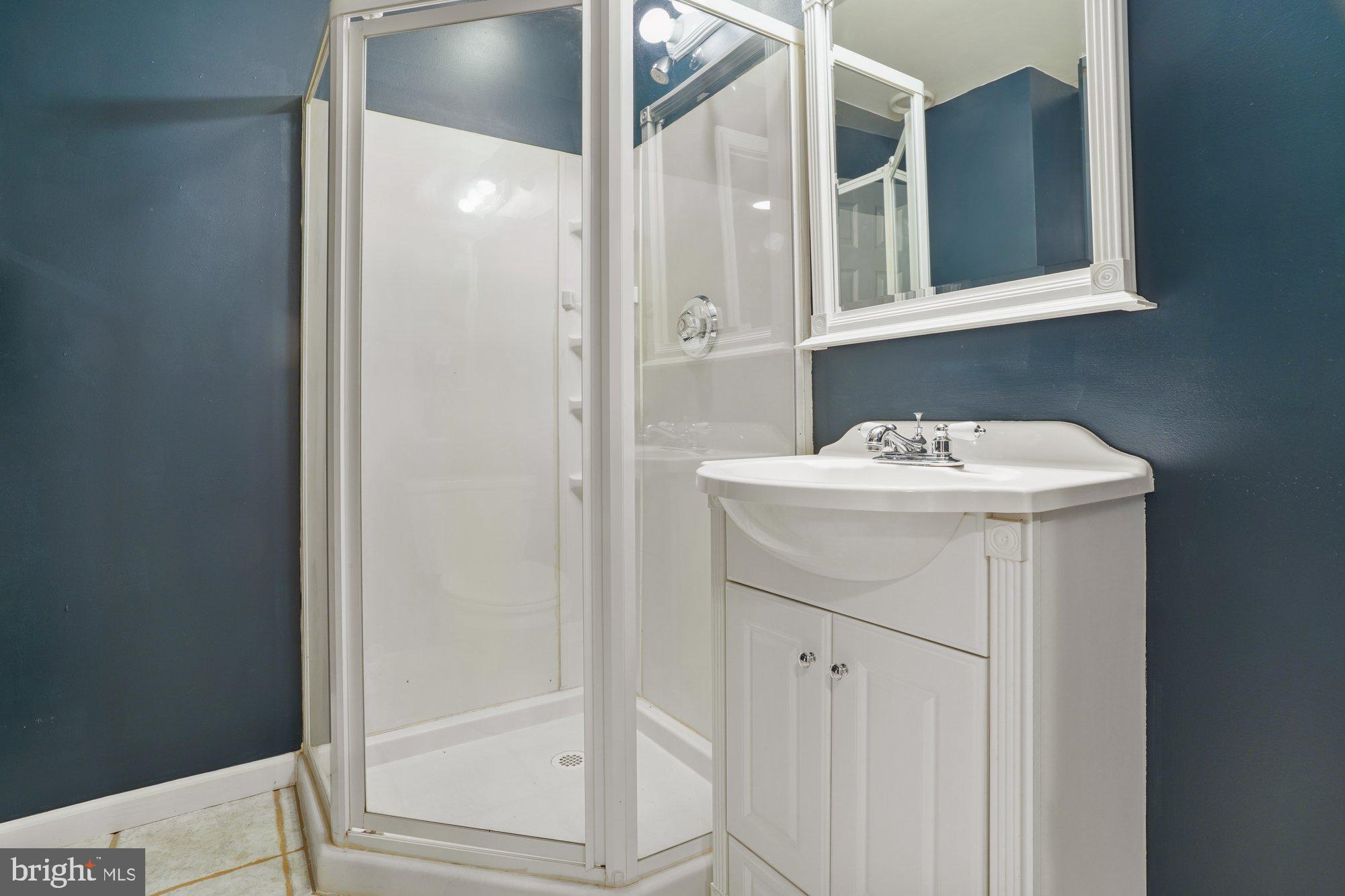 CONSTANT BRANCH - Residential