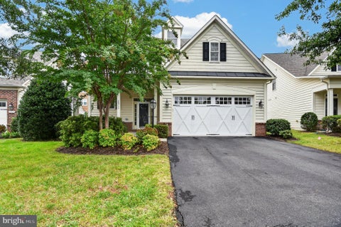 Photo of 20759 Crescent Pointe Place, ASHBURN, VA 20147 (MLS # VALO2136402)