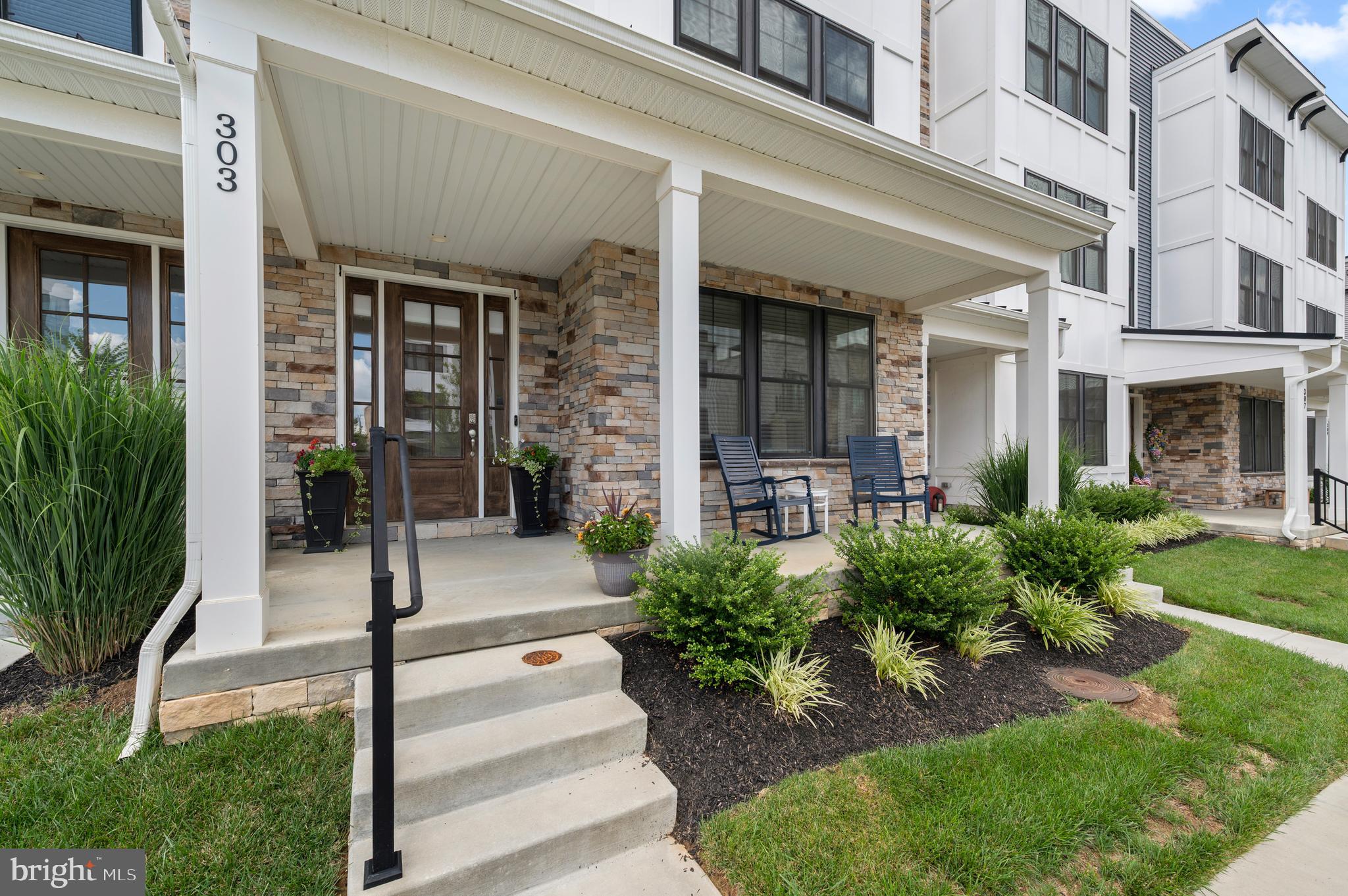 NEWTOWN WALK AT ELLIS PRESERVE - Residential