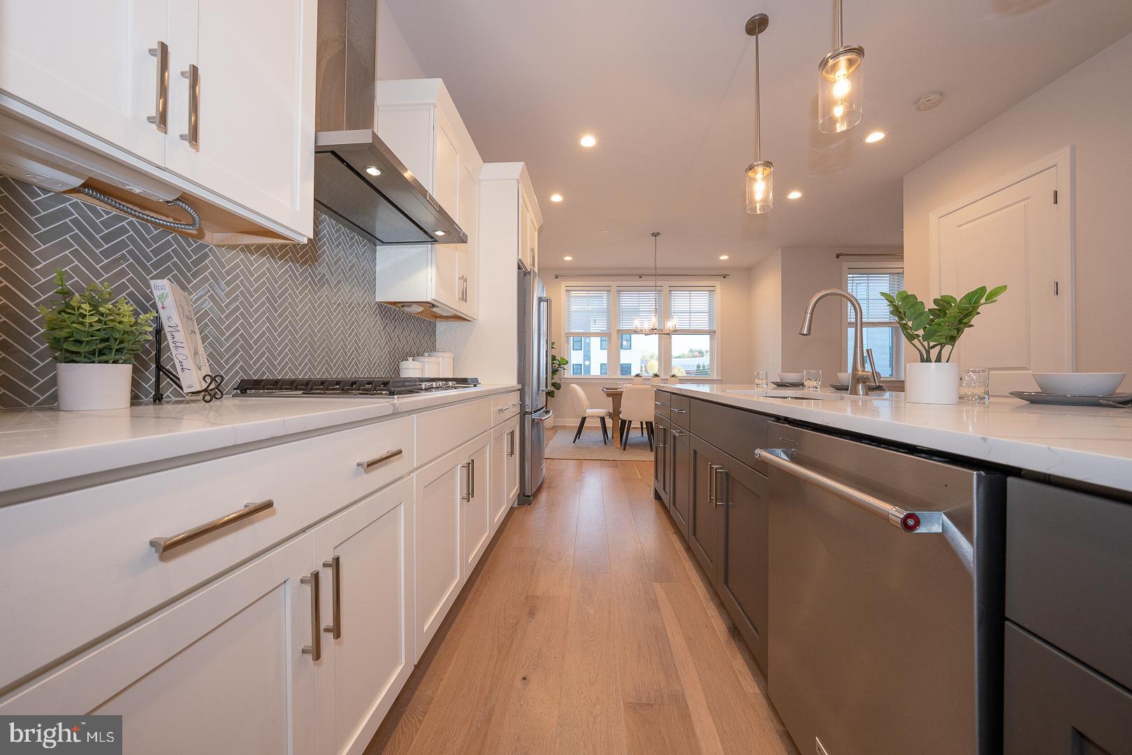 NEWTOWN WALK AT ELLIS PRESERVE - Residential