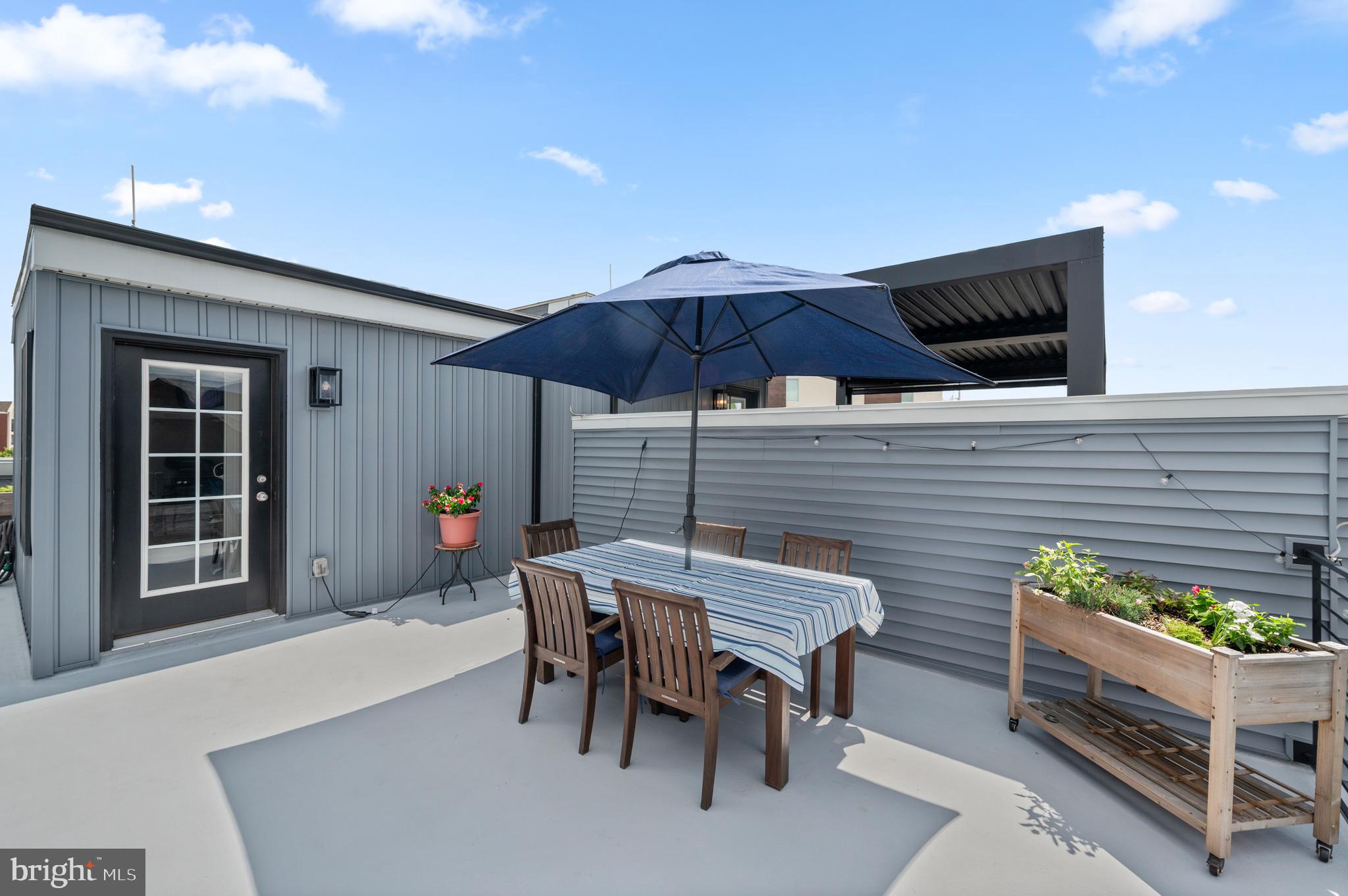 NEWTOWN WALK AT ELLIS PRESERVE - Residential