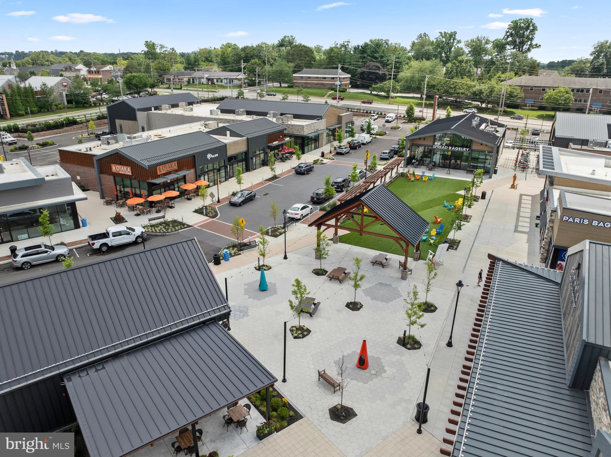 NEWTOWN WALK AT ELLIS PRESERVE - Residential