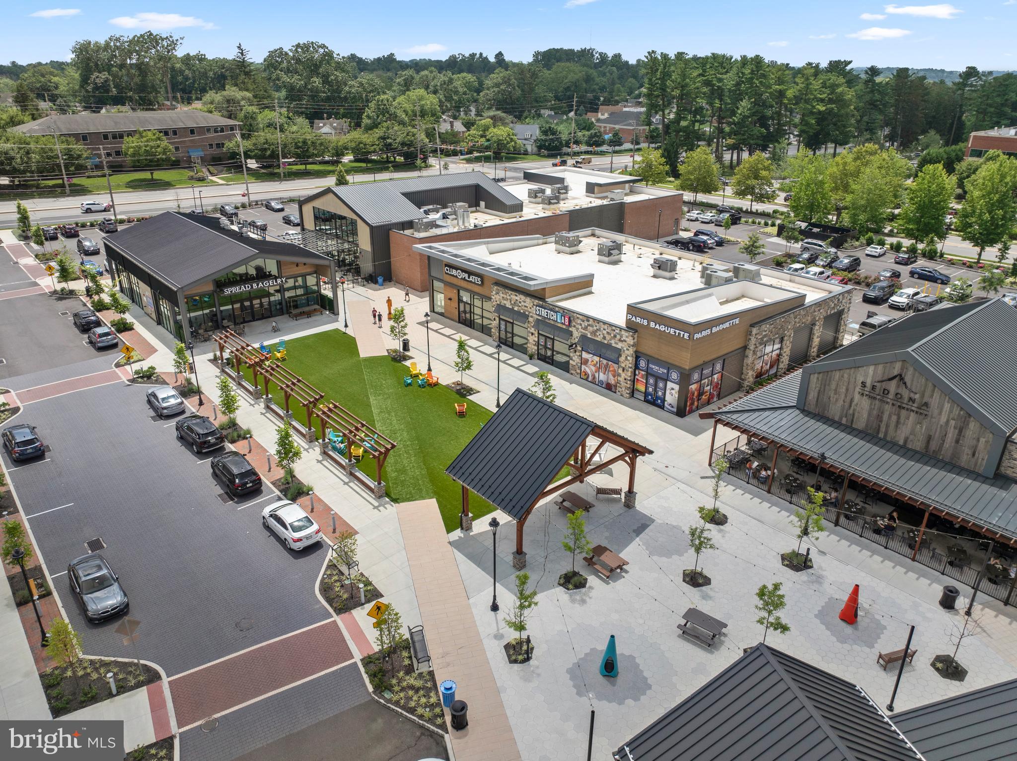 NEWTOWN WALK AT ELLIS PRESERVE - Residential