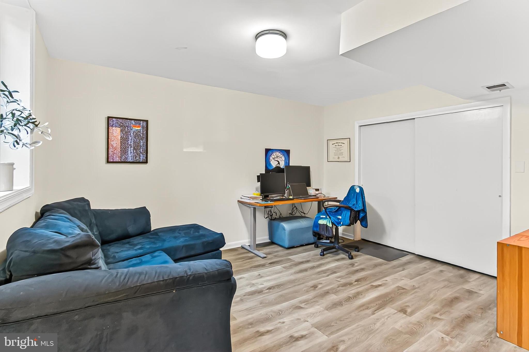 FAIRVIEW - Residential