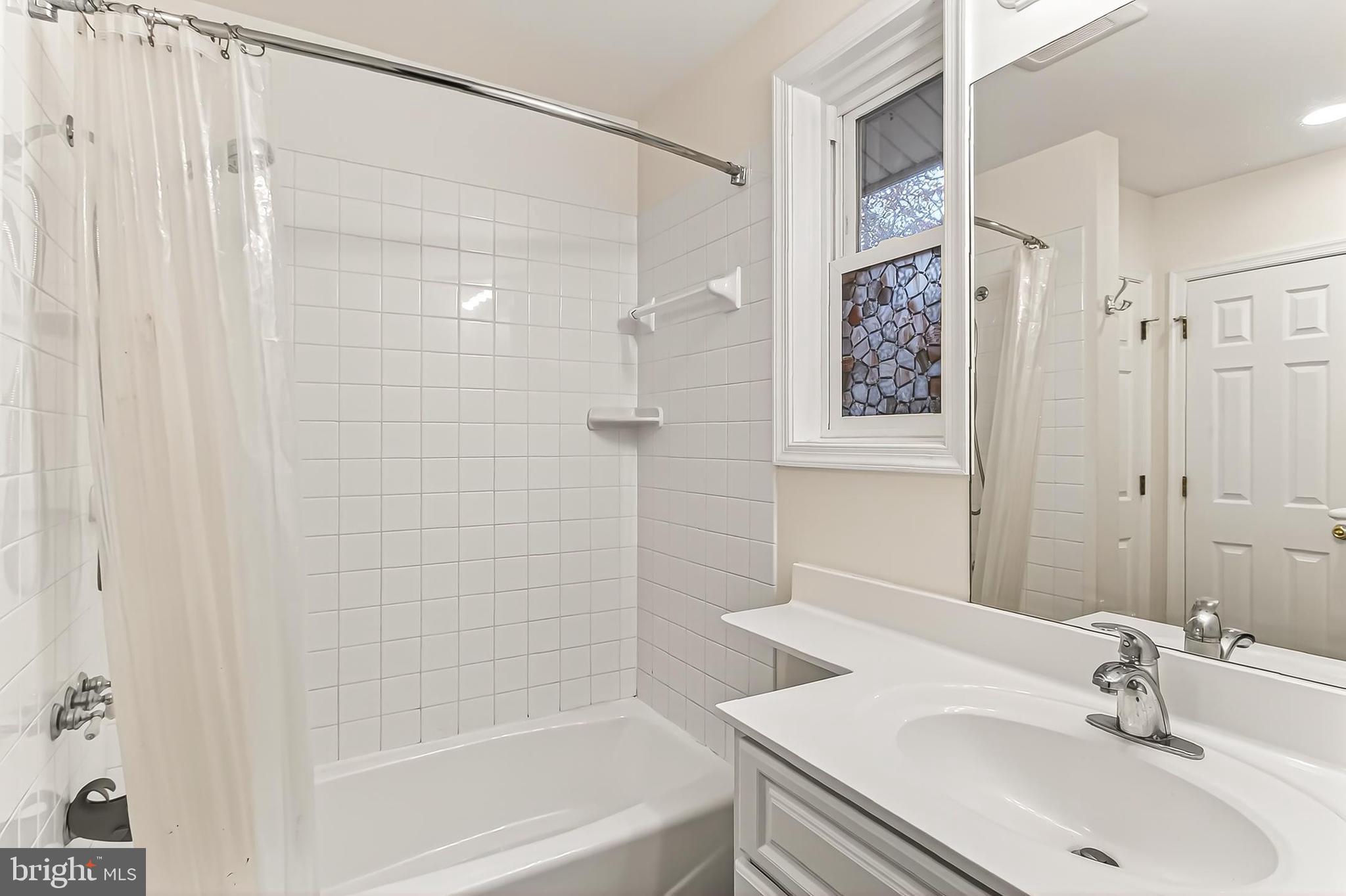 FAIRVIEW - Residential