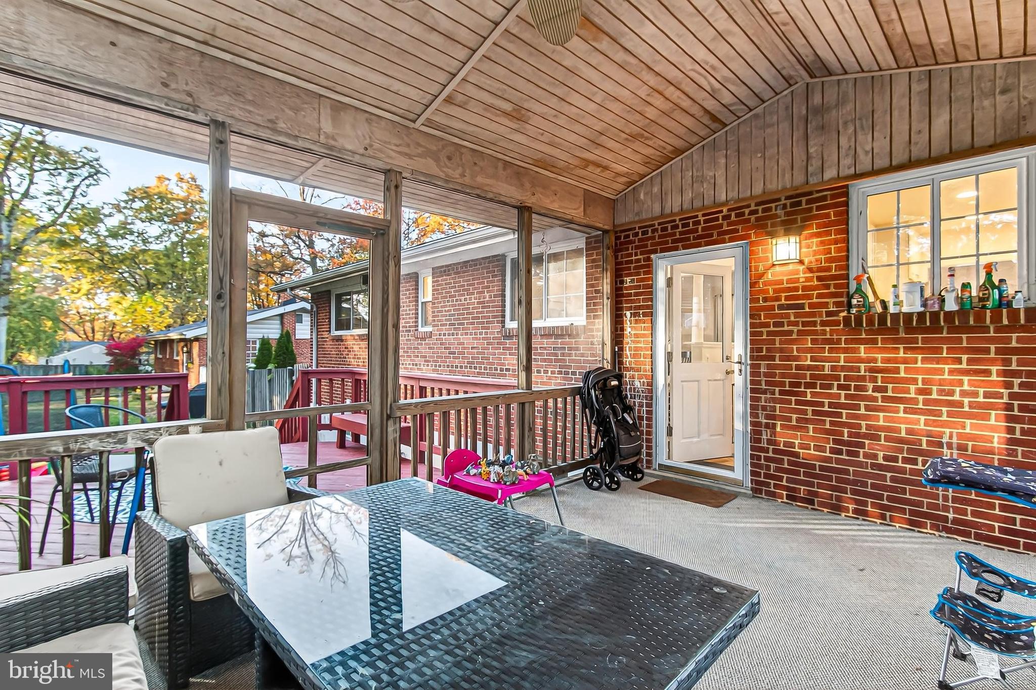 FAIRVIEW - Residential