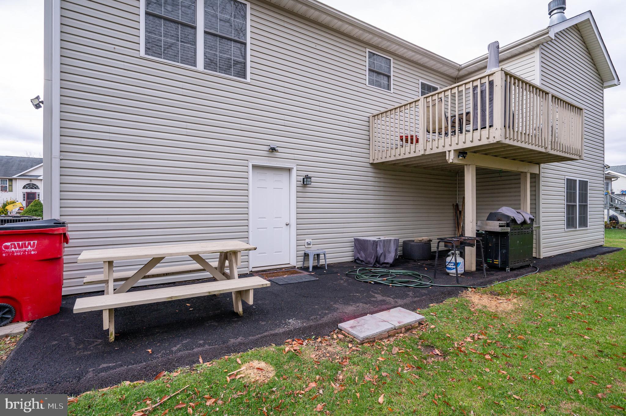 SYCAMORE VILLAGE - Residential