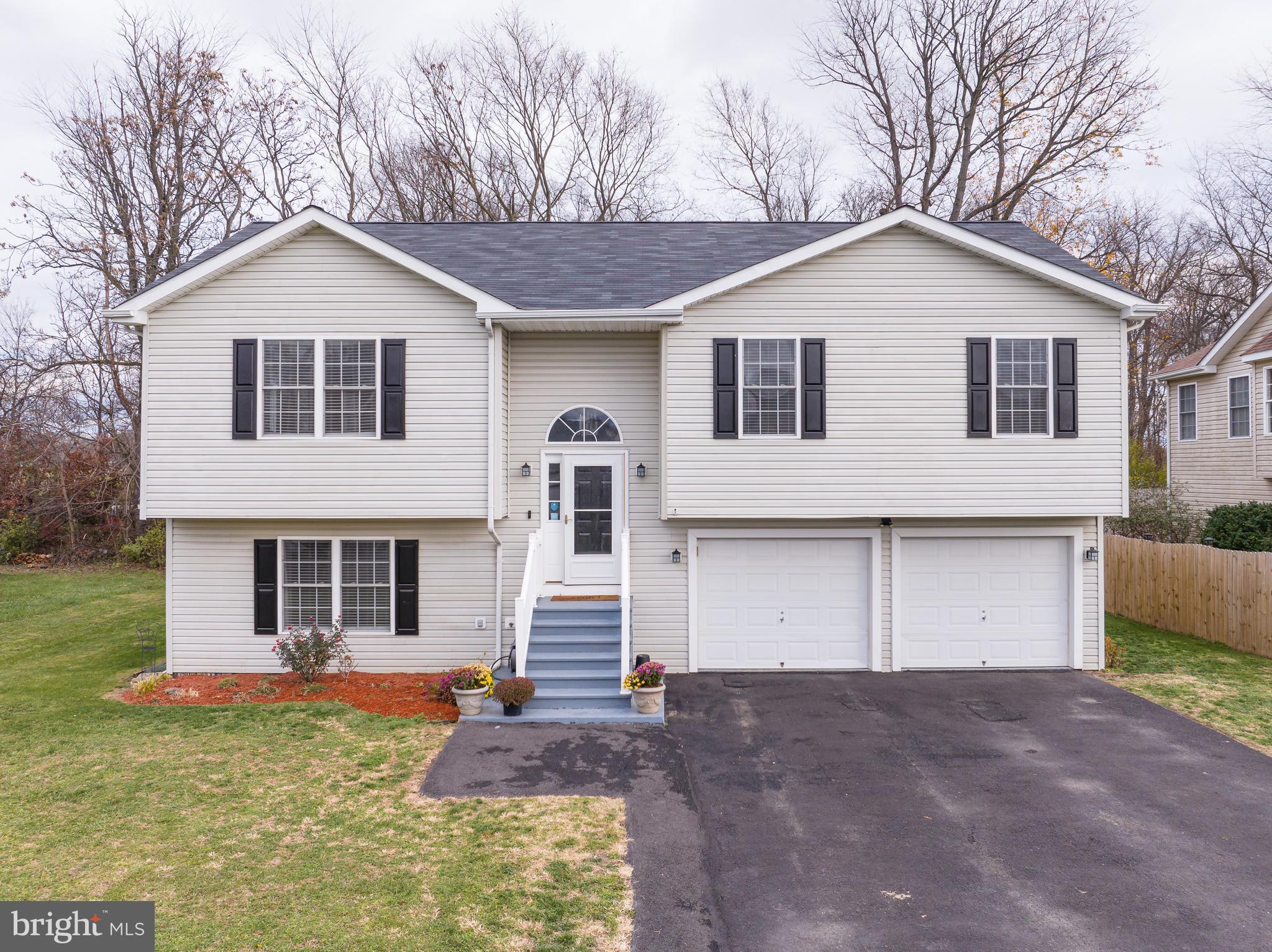 SYCAMORE VILLAGE - Residential