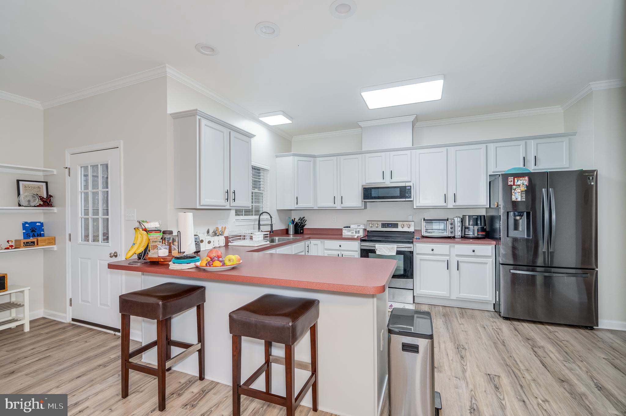 SYCAMORE VILLAGE - Residential