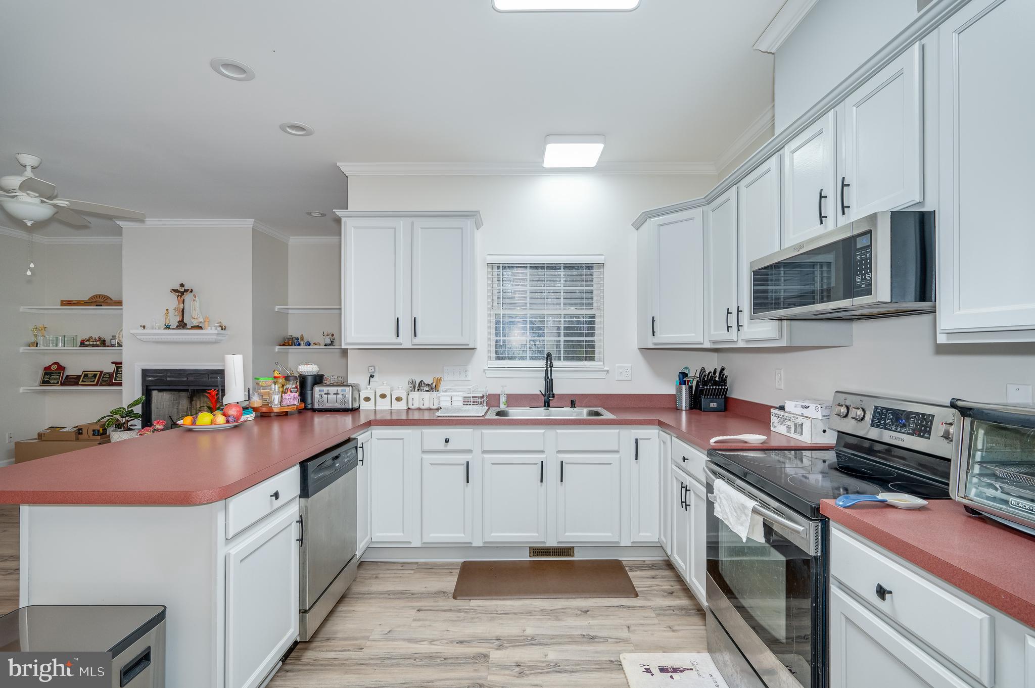 SYCAMORE VILLAGE - Residential