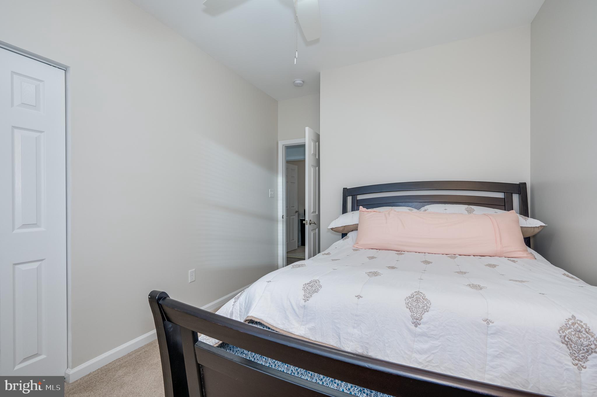 SYCAMORE VILLAGE - Residential