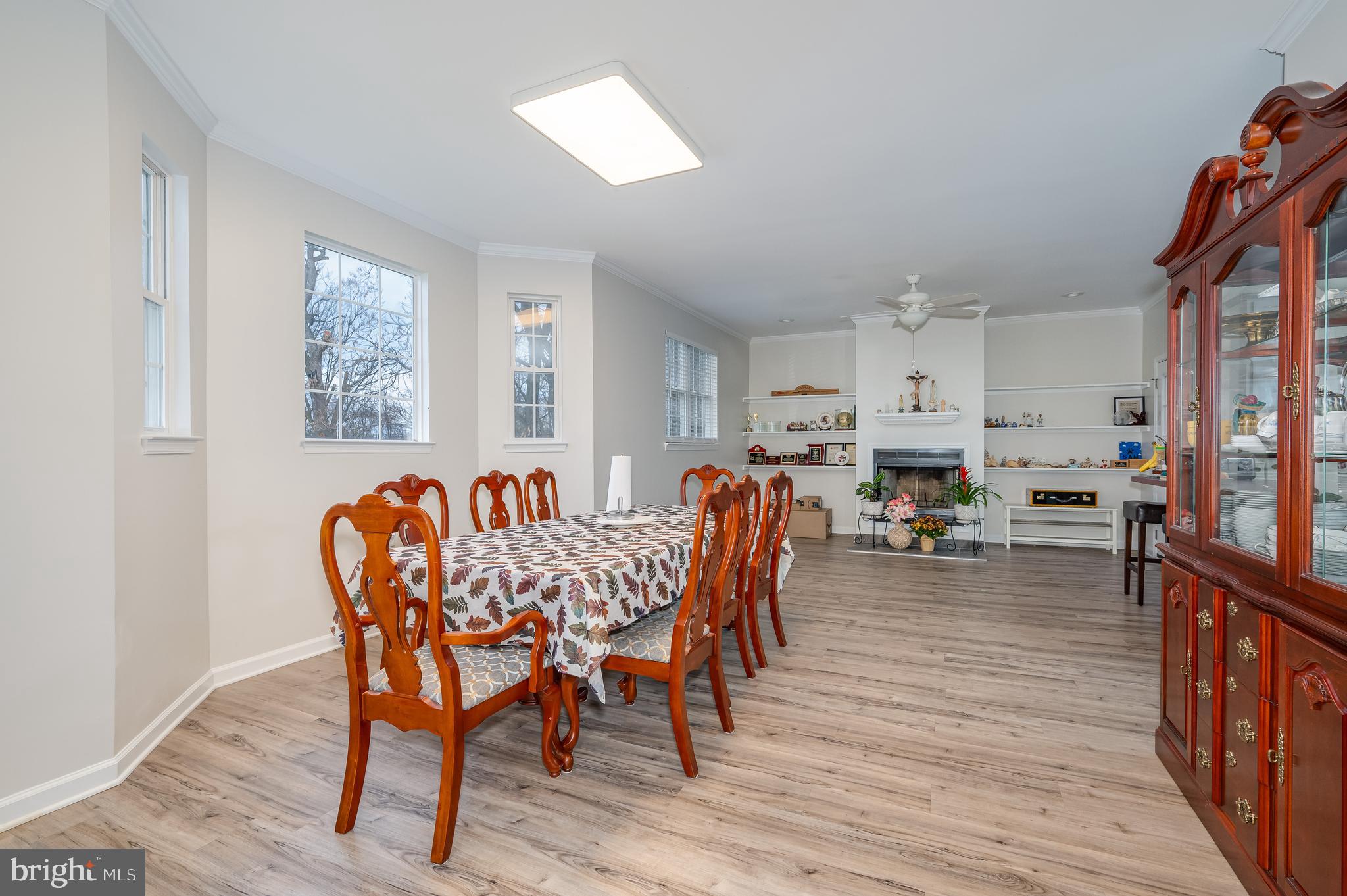 SYCAMORE VILLAGE - Residential