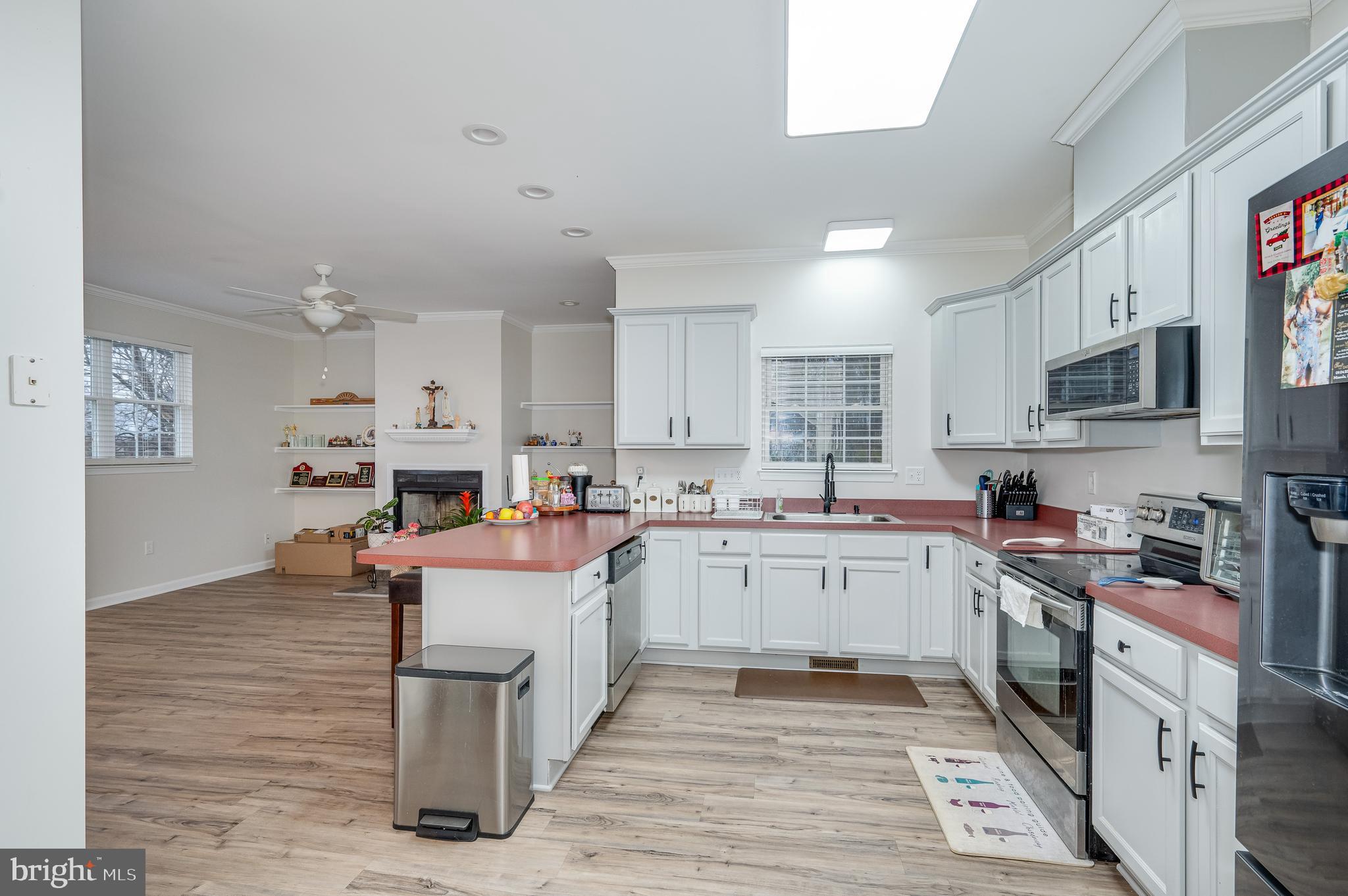 SYCAMORE VILLAGE - Residential