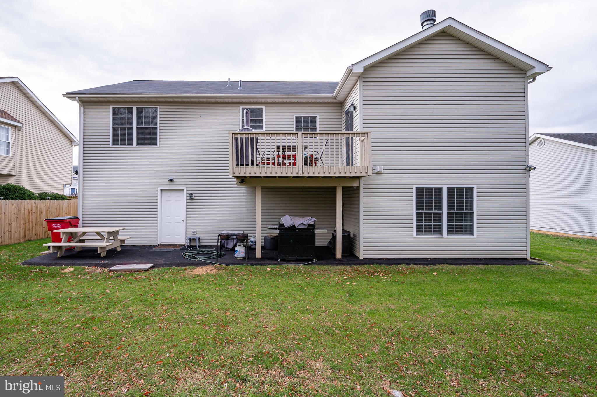 SYCAMORE VILLAGE - Residential