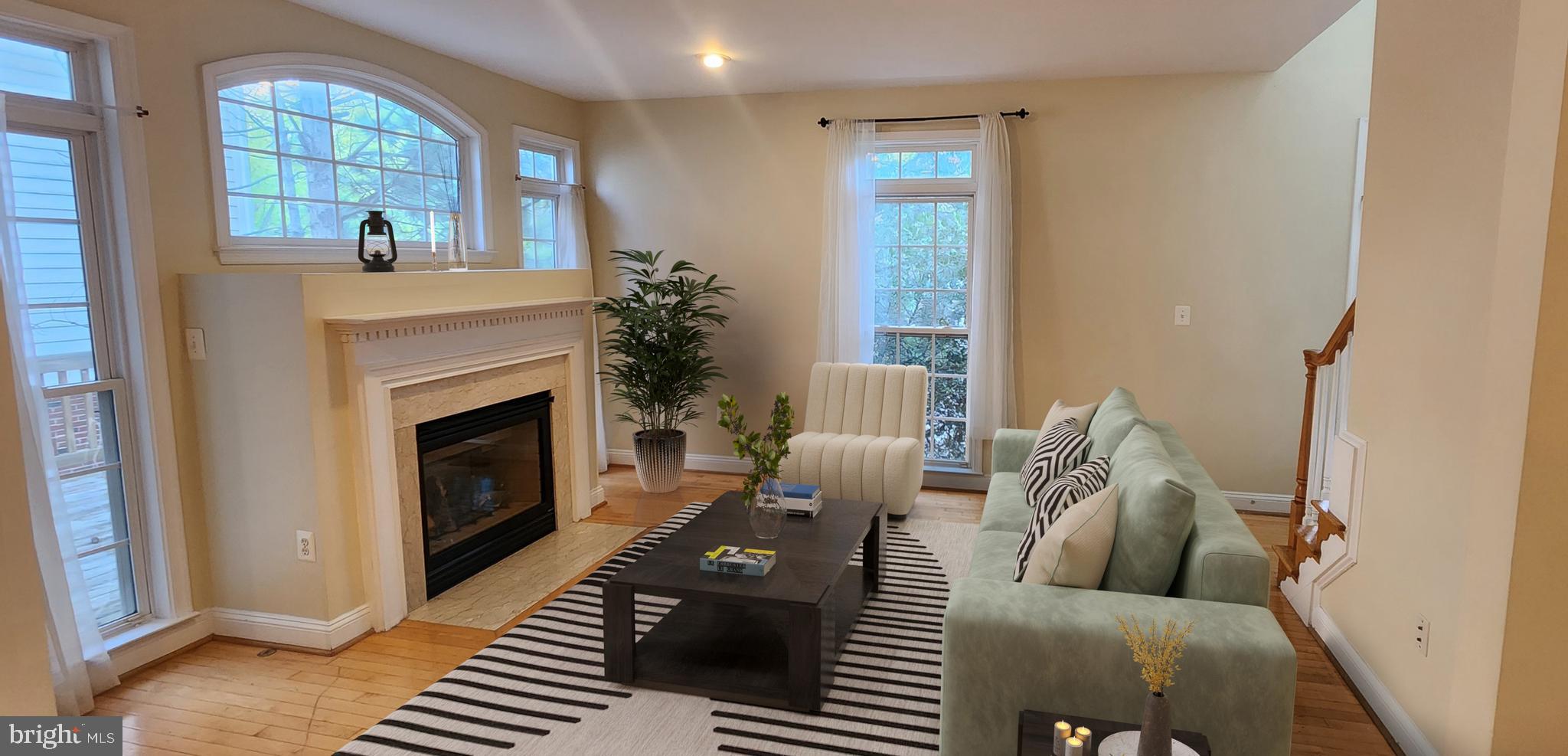 FAIRFAX CENTER LANDBAY - Residential Lease