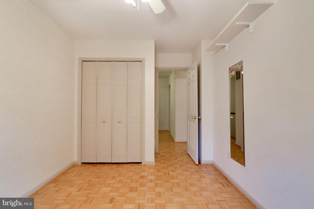 SPRINGFIELD OAKS - Residential Lease