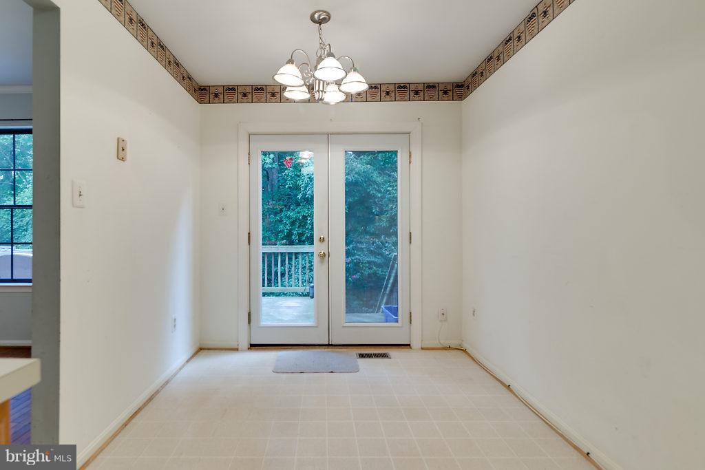 SPRINGFIELD OAKS - Residential Lease