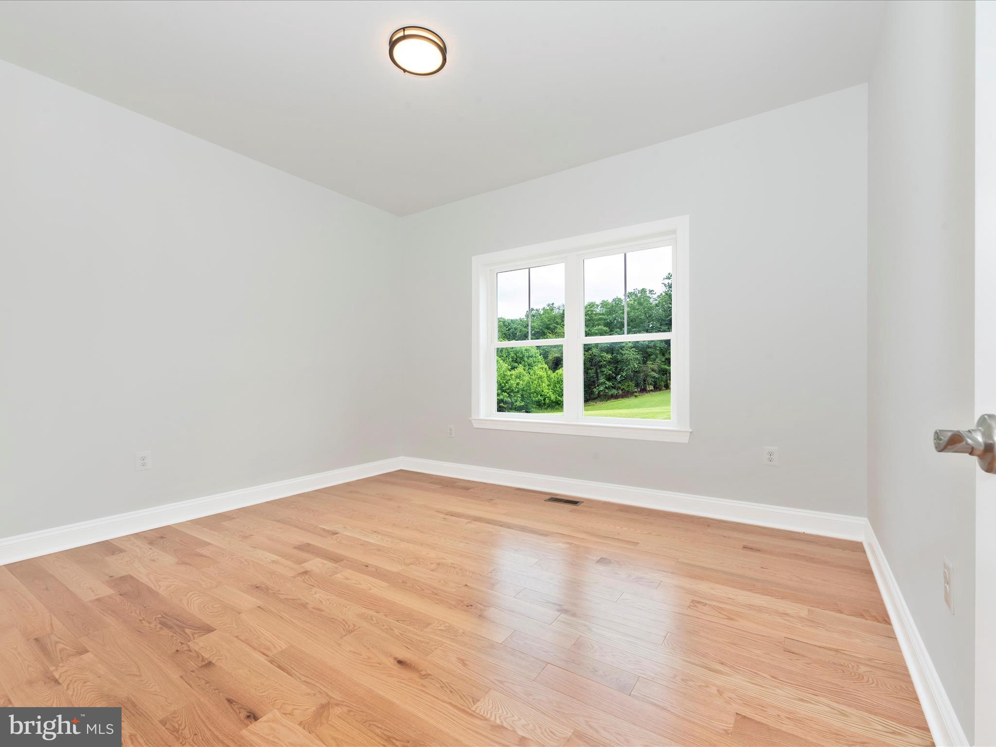 MULLINEAUX CHANCE - Residential