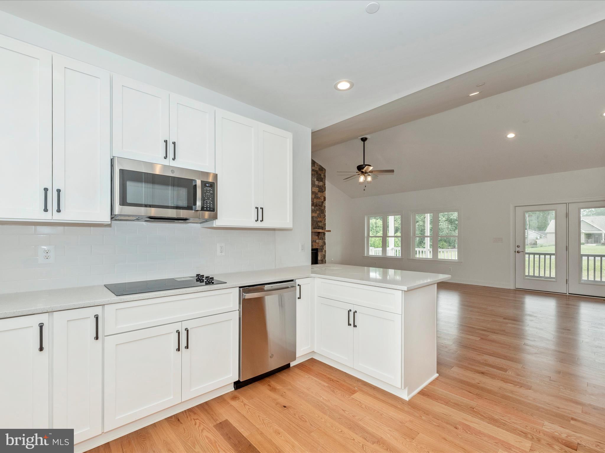 MULLINEAUX CHANCE - Residential