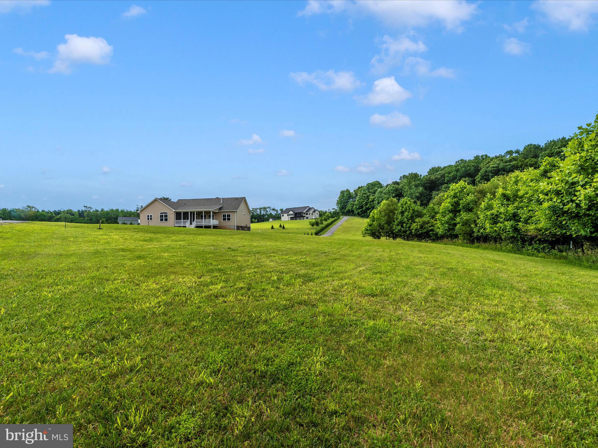 MULLINEAUX CHANCE - Residential