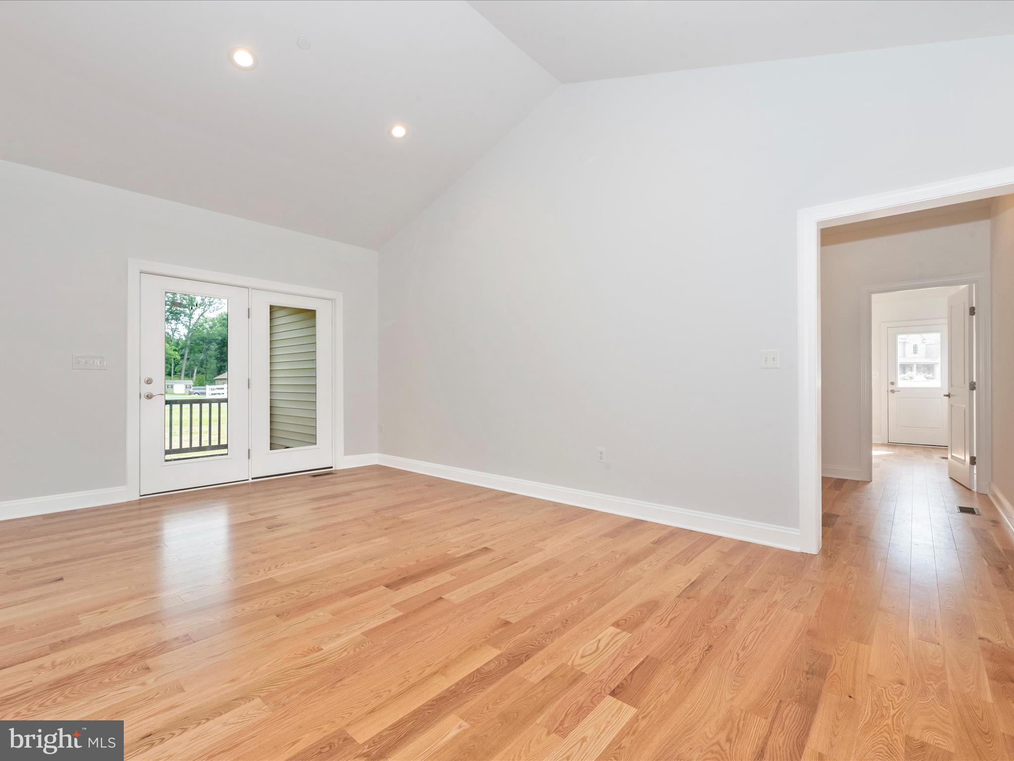 MULLINEAUX CHANCE - Residential