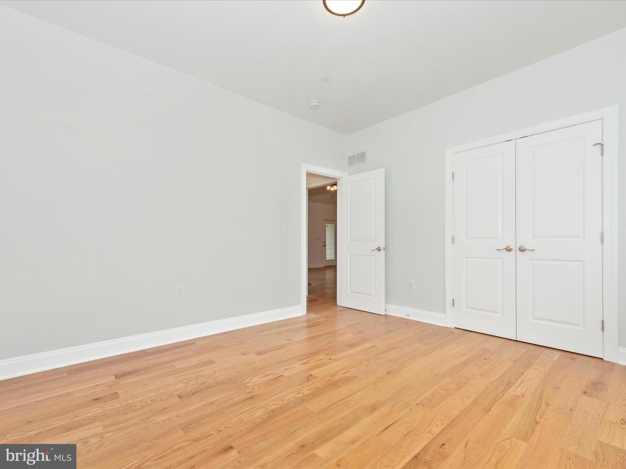 MULLINEAUX CHANCE - Residential