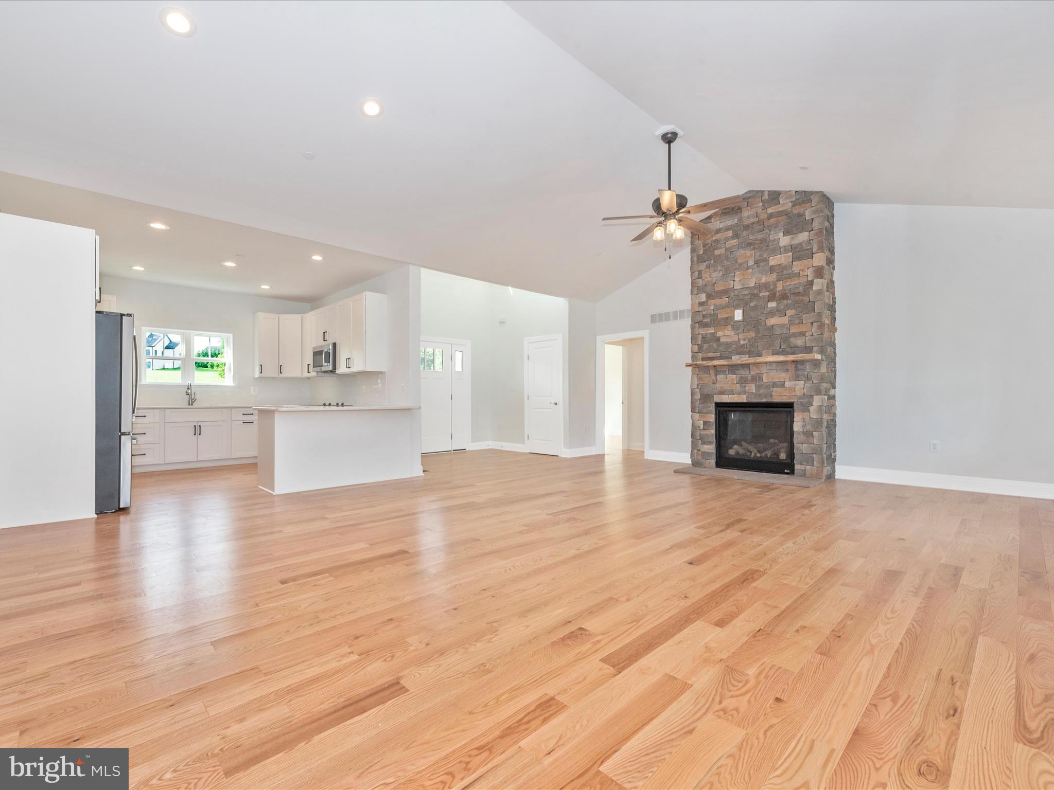 MULLINEAUX CHANCE - Residential