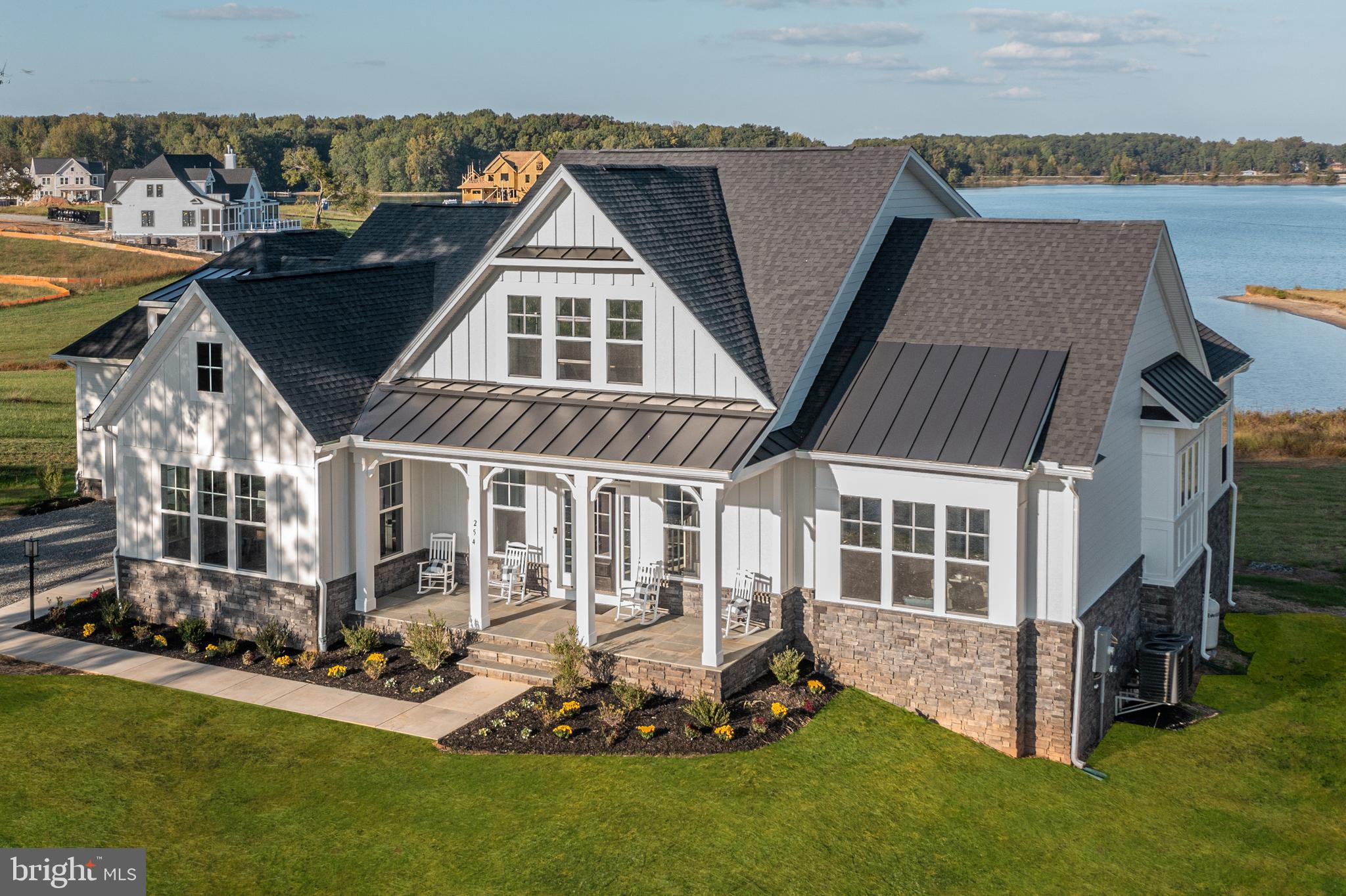 ROCK ISLAND LANDING - Residential