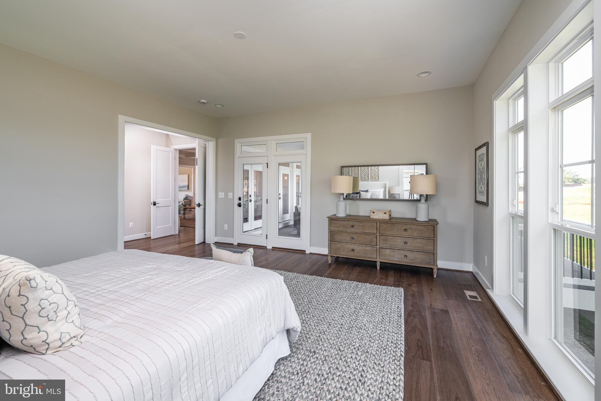 ROCK ISLAND LANDING - Residential