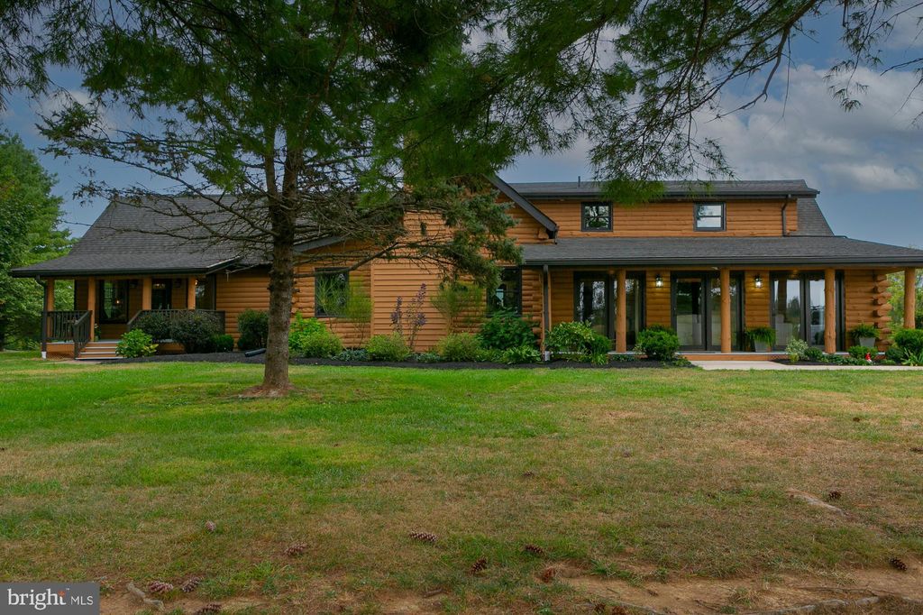 Photo of 197 Bethany Lane, CHARLES TOWN, WV 25414 (MLS # WVJF2019630)