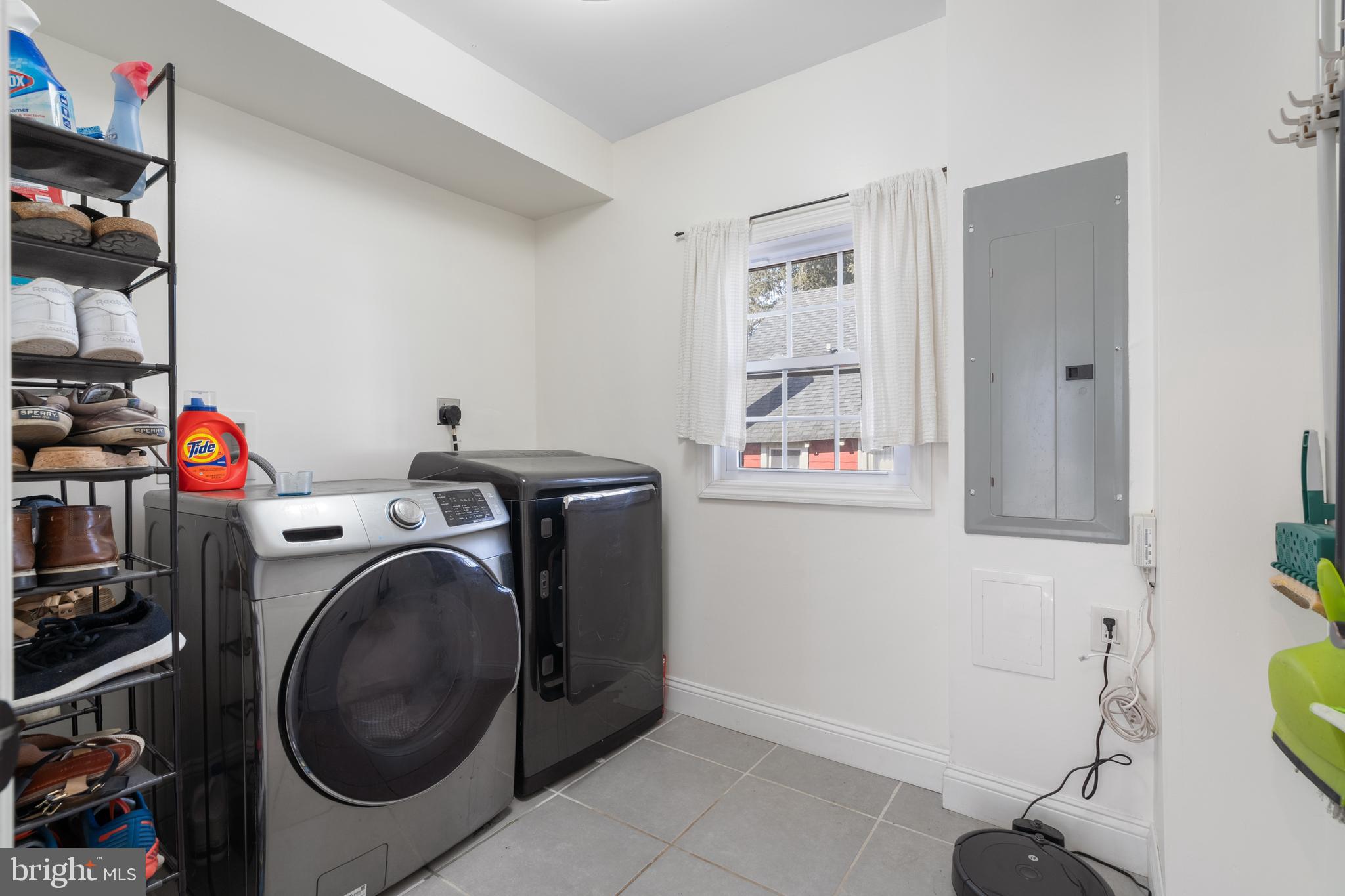 YARDLEY COMMONS - Residential