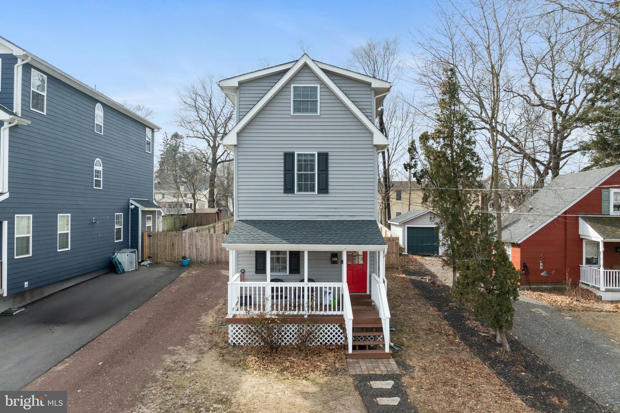 YARDLEY COMMONS - Residential