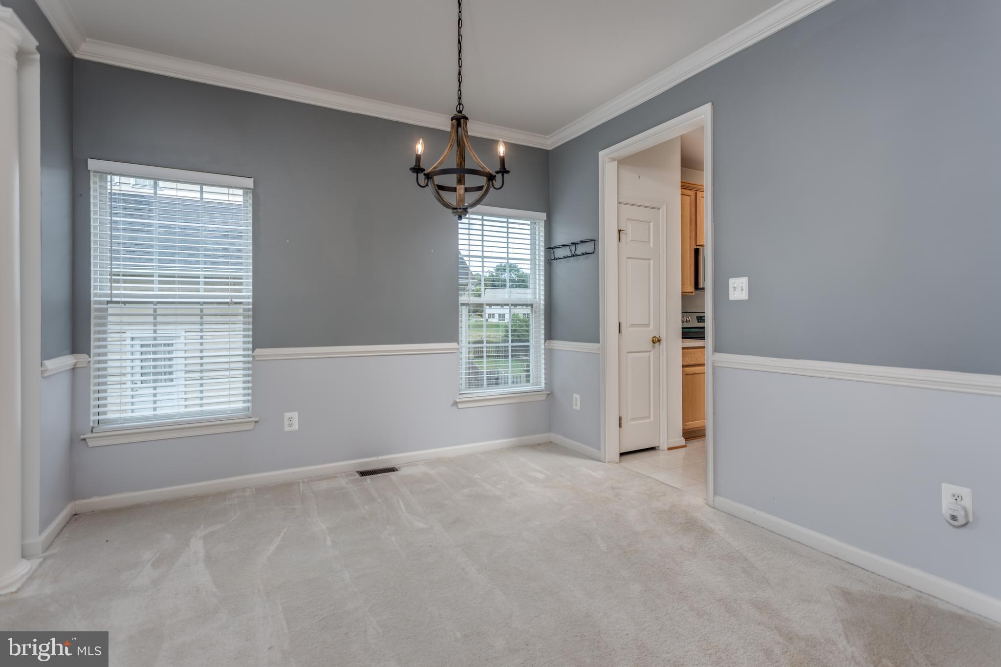 THE VILLAGE OF WASHINGTON TRAIL - Residential