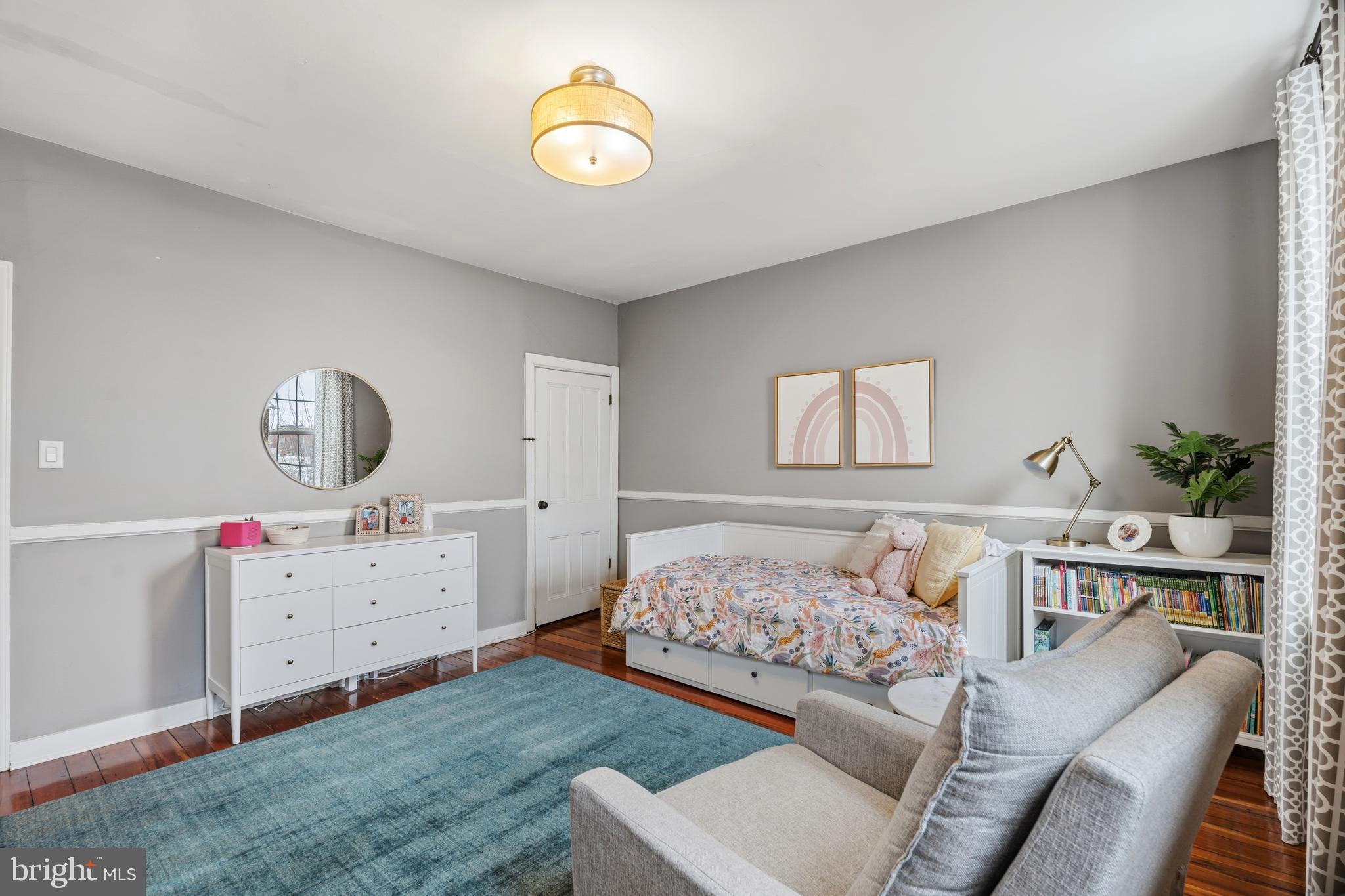 FAIRMOUNT - Residential