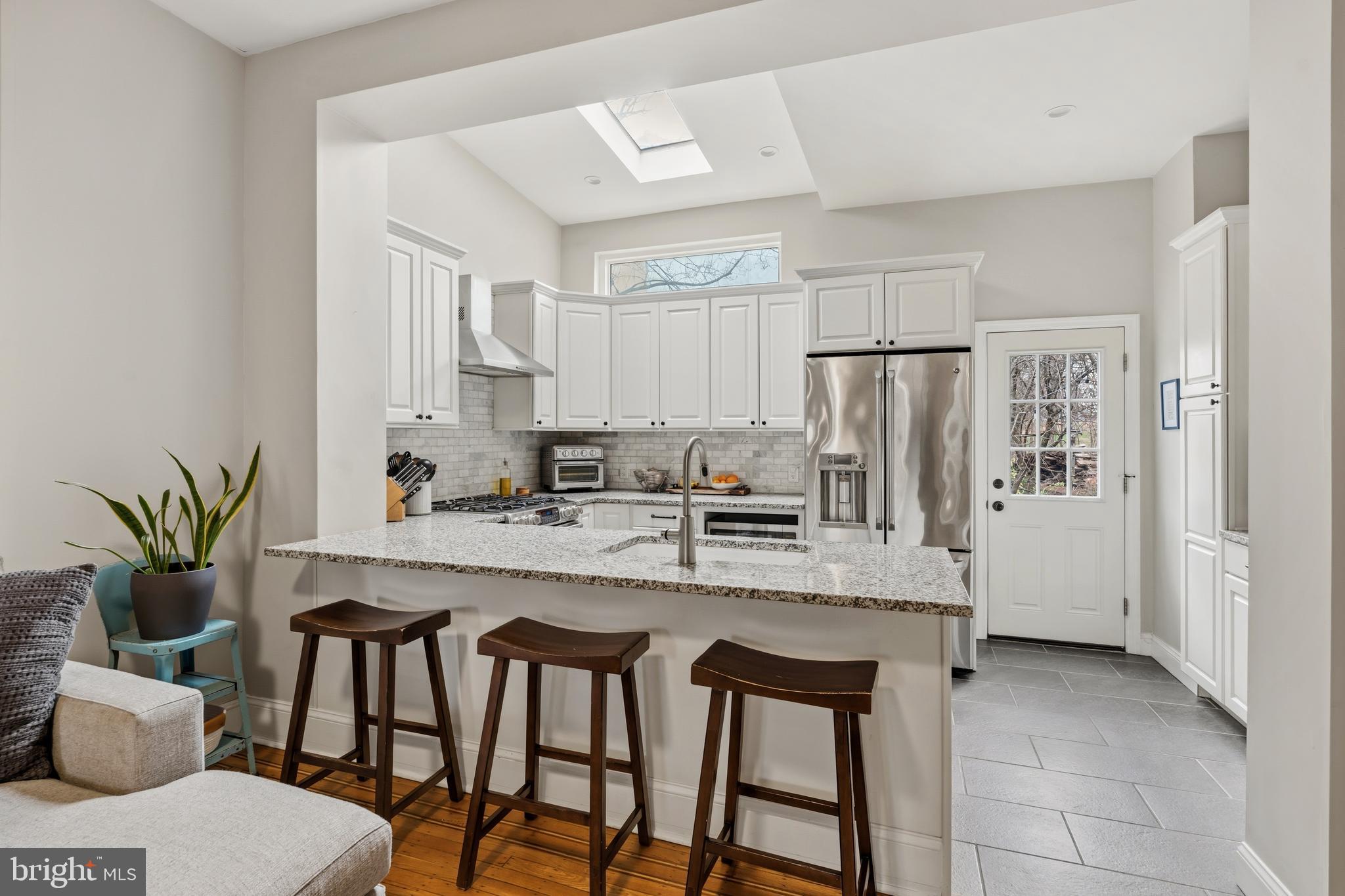 FAIRMOUNT - Residential