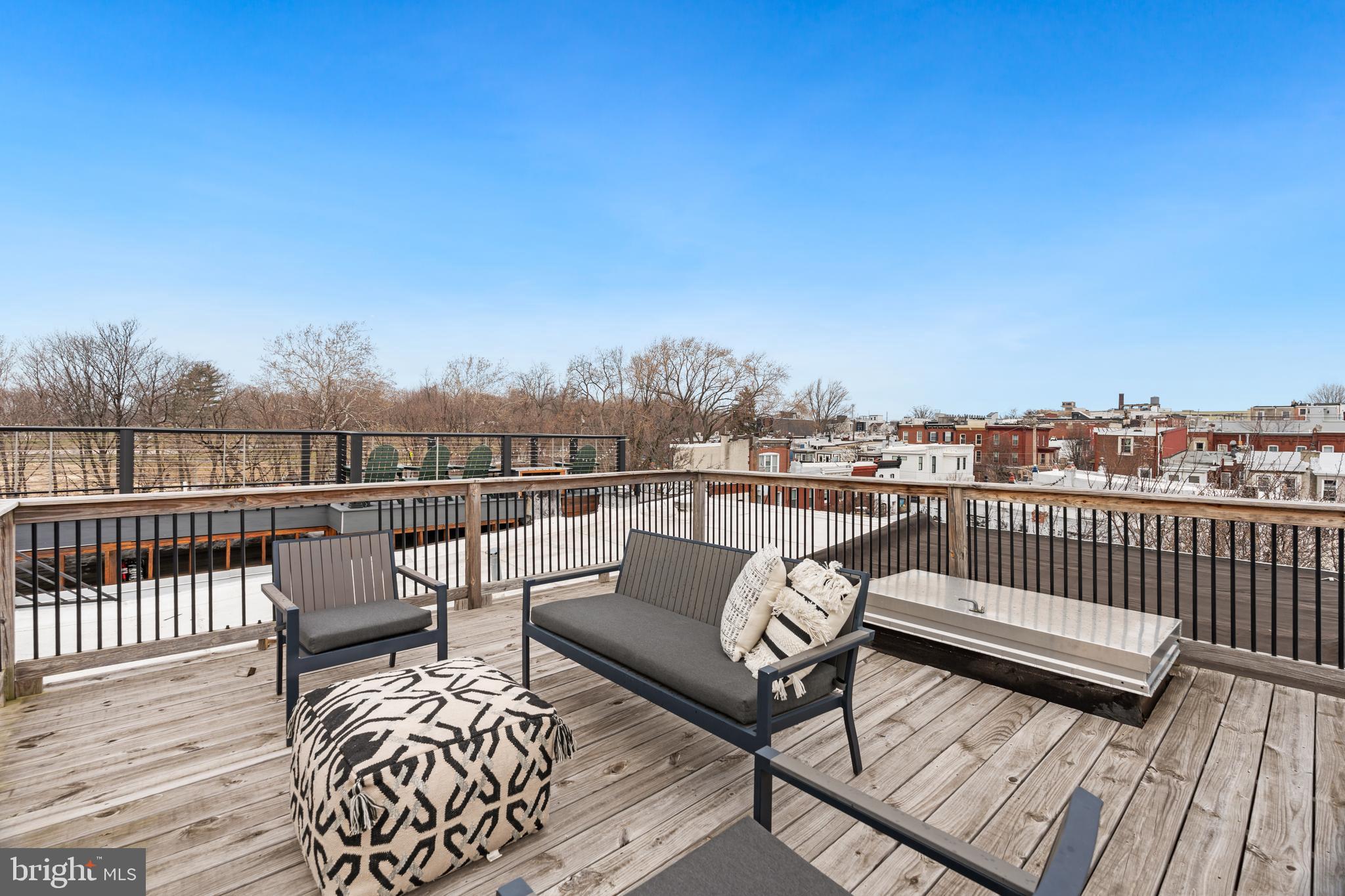 FAIRMOUNT - Residential