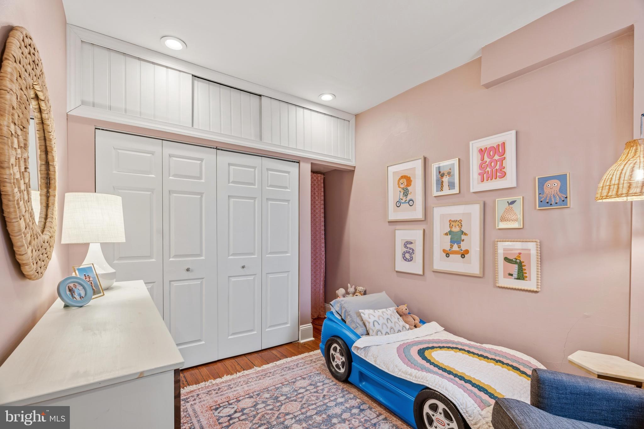 FAIRMOUNT - Residential