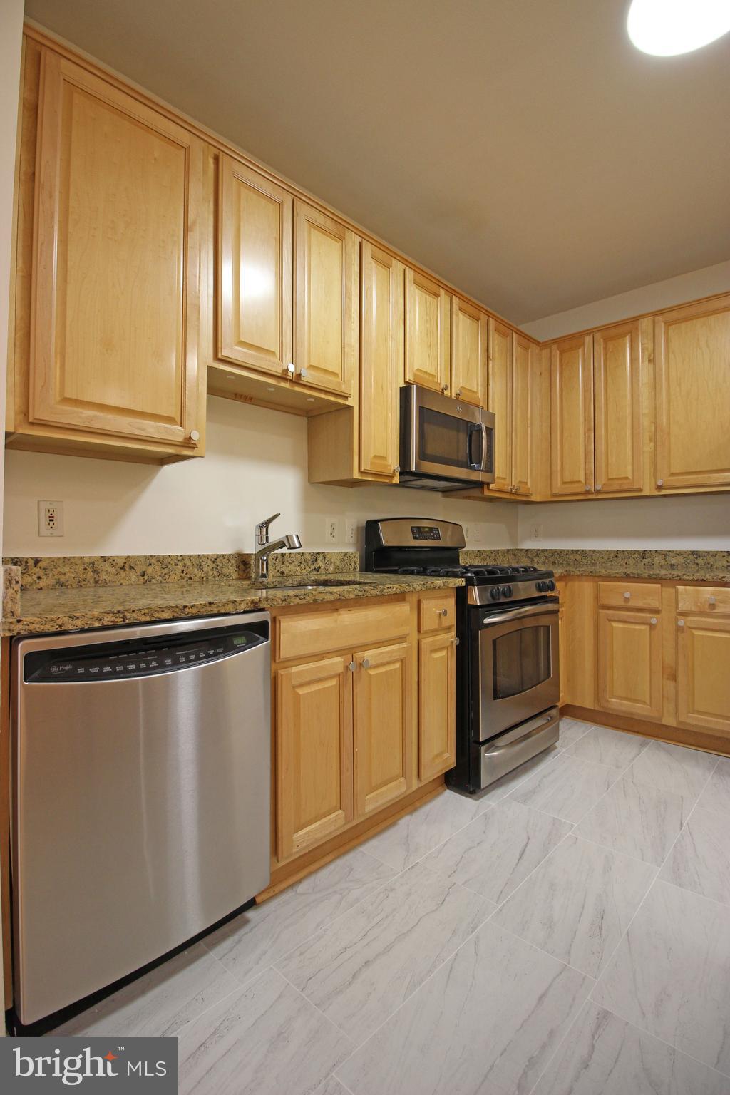 9486 VIRGINIA CENTER BOULEVARD 203